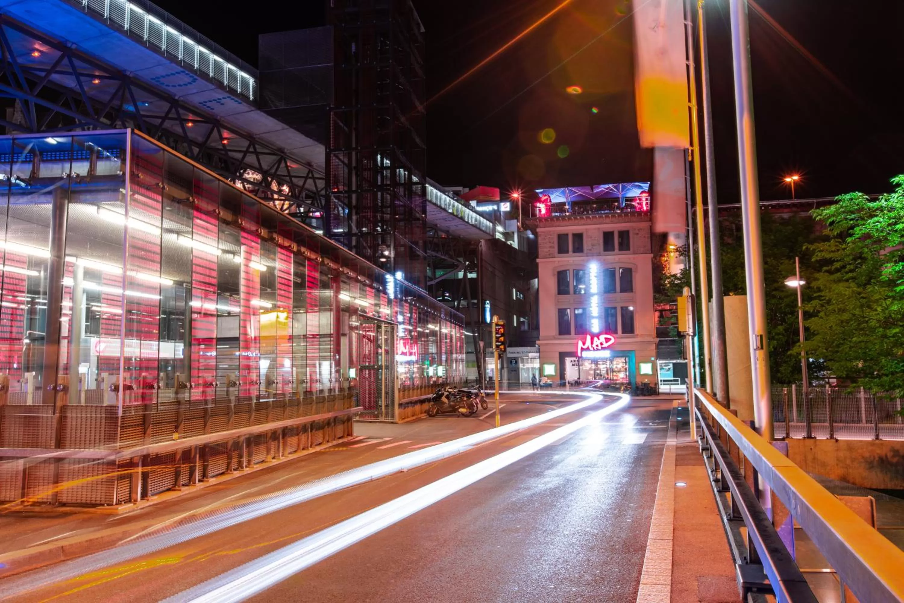 Facade/entrance in ibis Styles Lausanne Center MadHouse