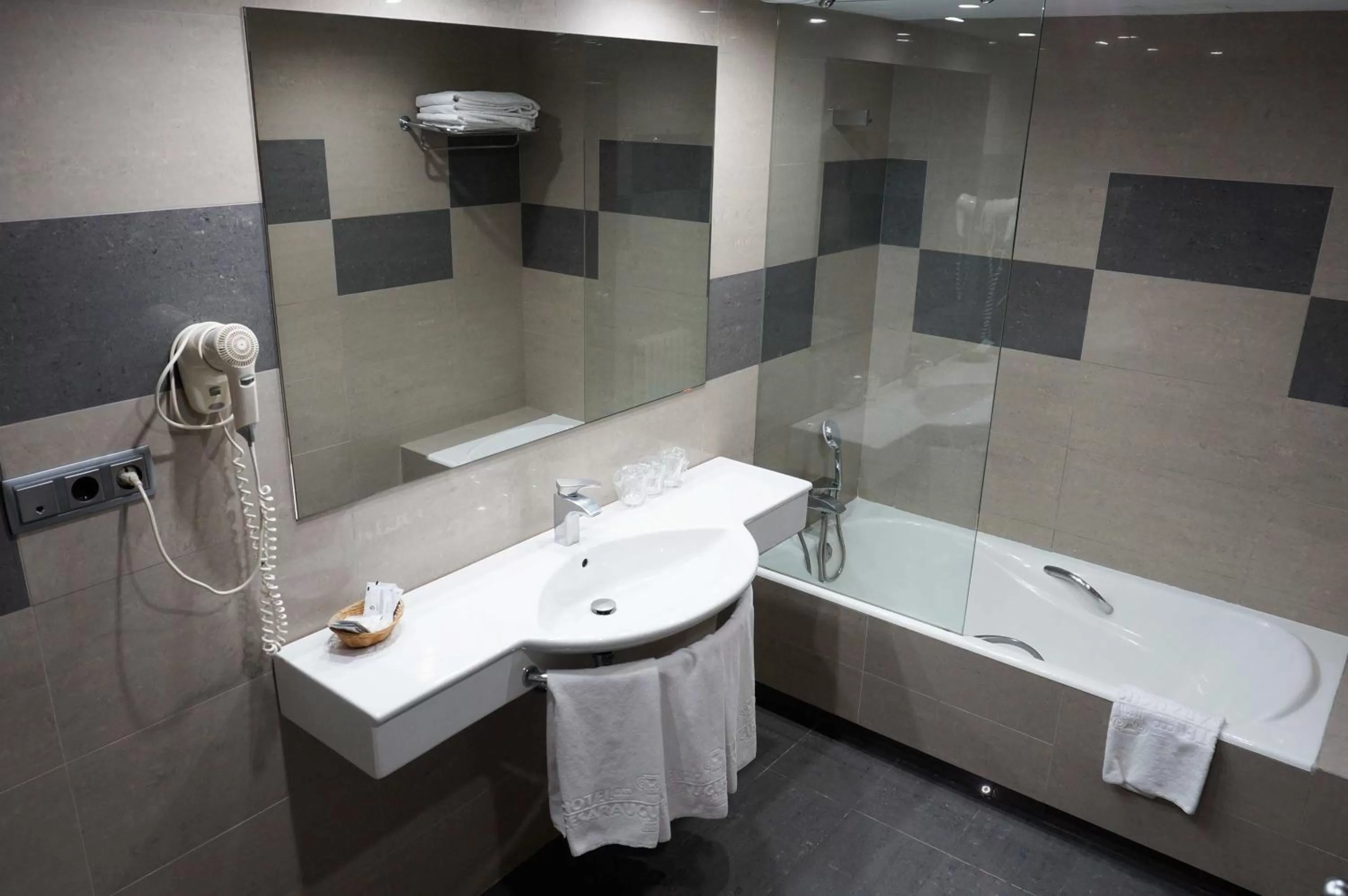 Bathroom in Cesaraugusta