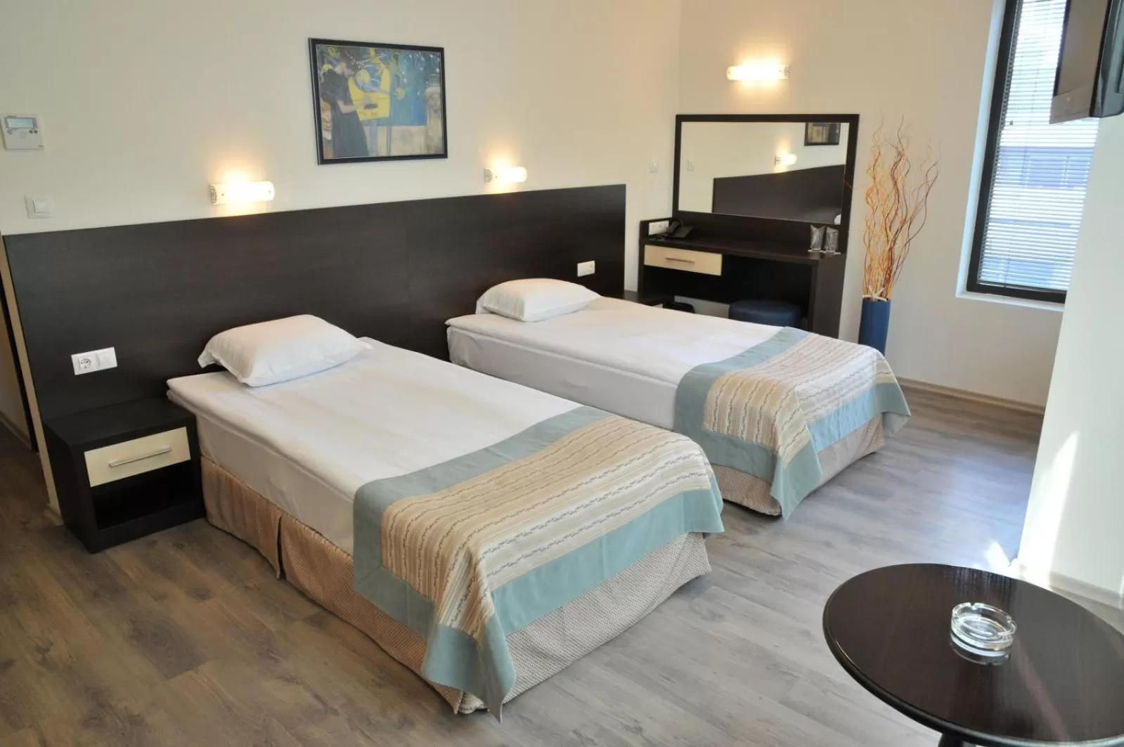 Bed in Hotel Burgas Free University