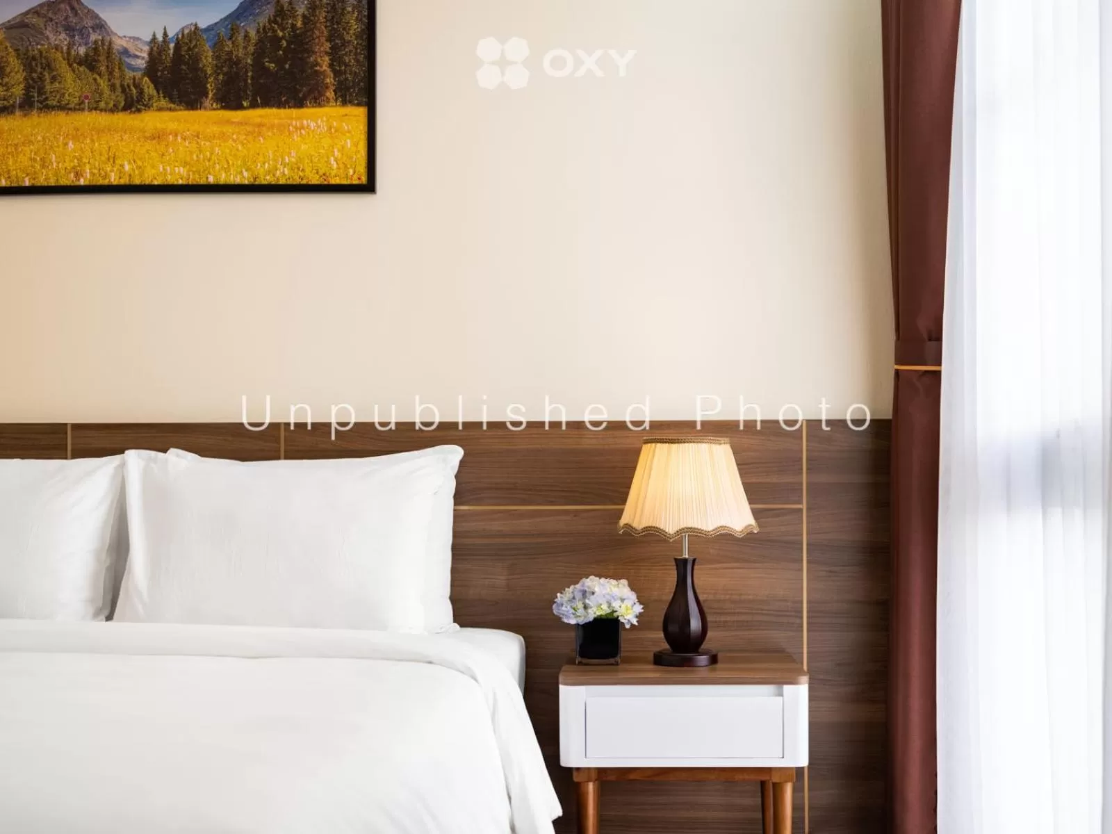 Bedroom, Bed in Ha Long Essence Classic Hotel