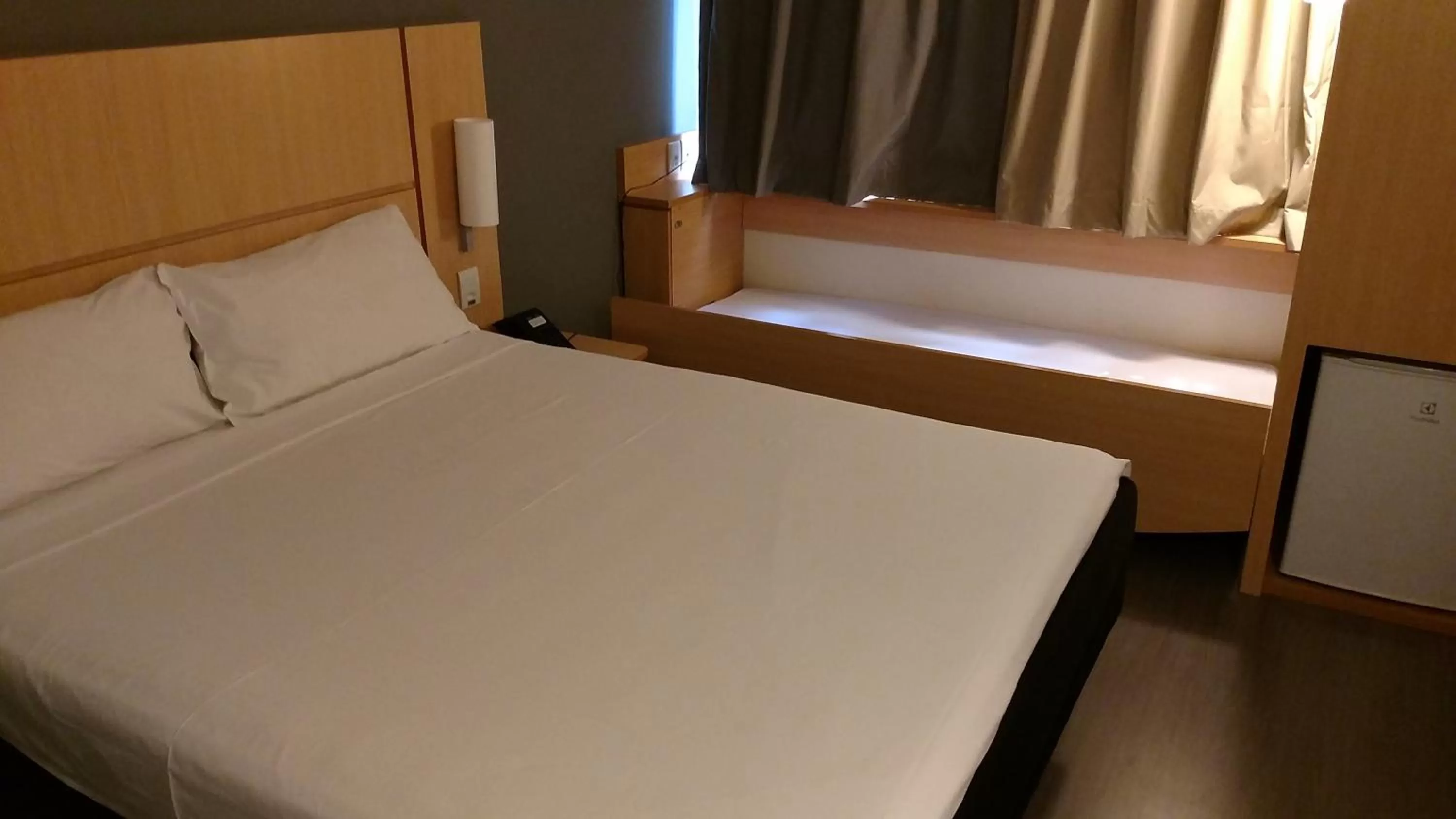Bed in ibis Catalao