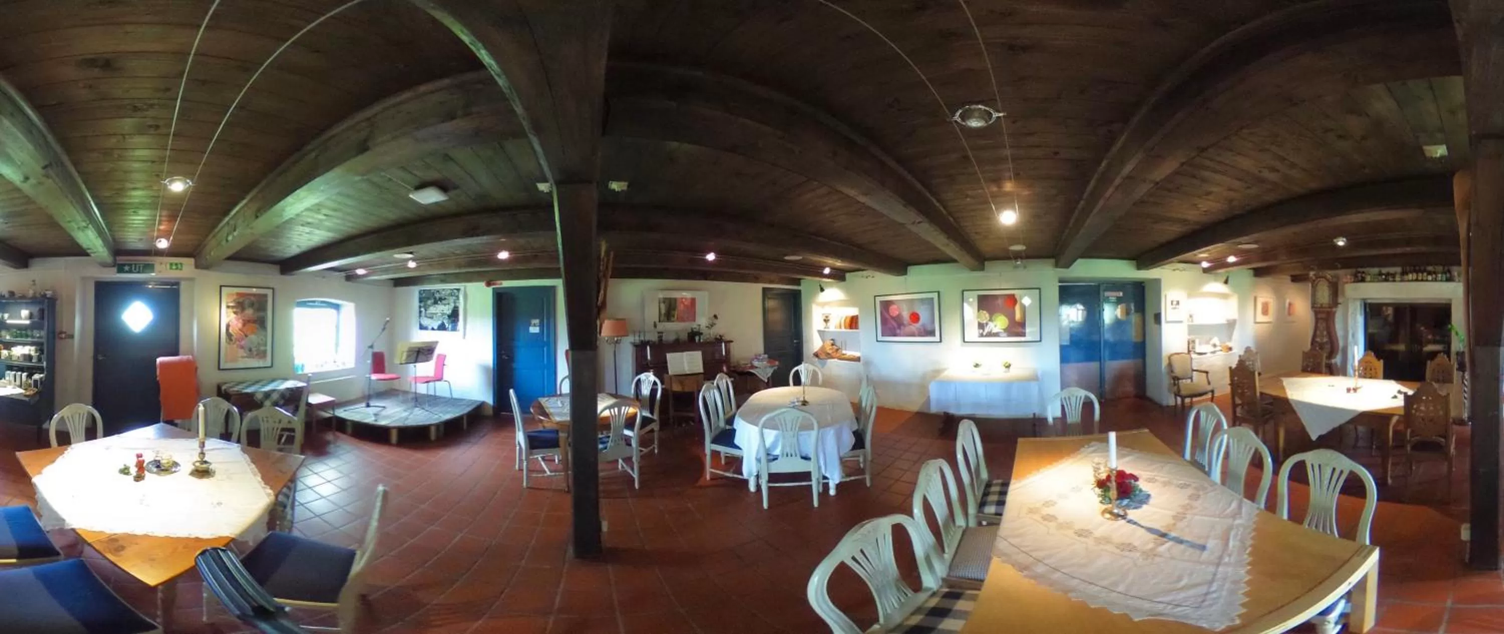 Restaurant/places to eat in Tryde 1303 B&B på Österlen