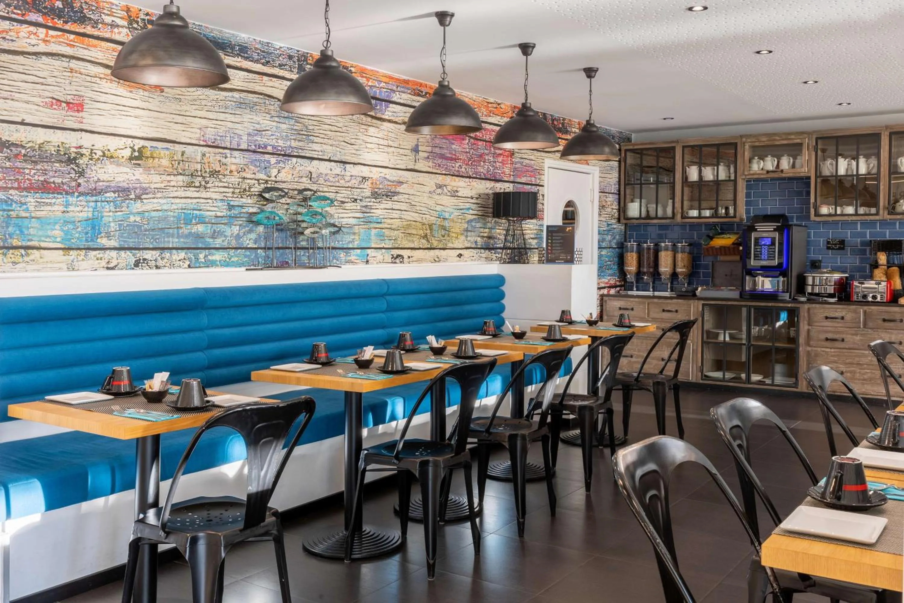 Breakfast in Best Western Plus Hotel Canet-Plage