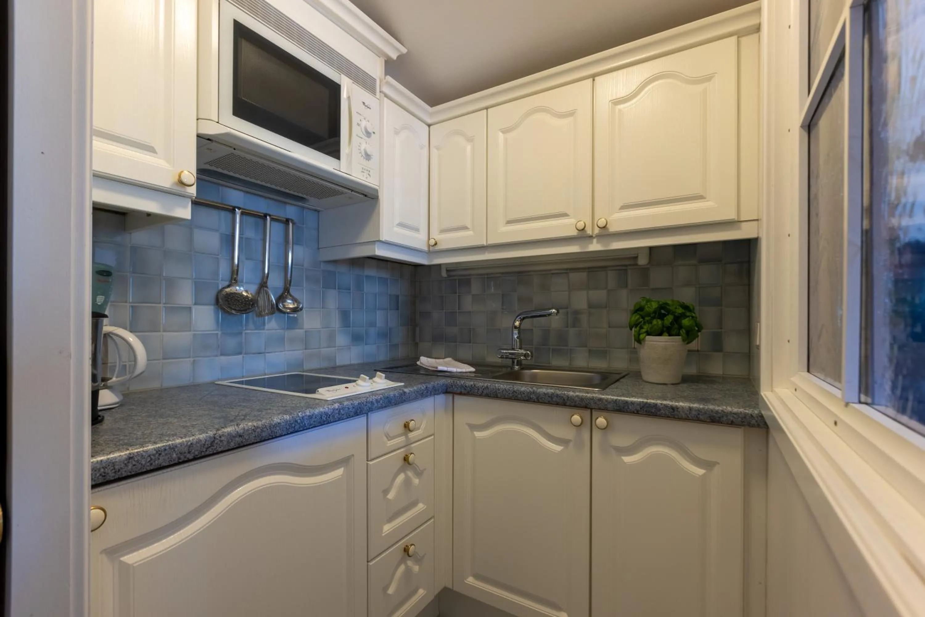 Kitchen or kitchenette in Hotel Garni Glockenstuhl