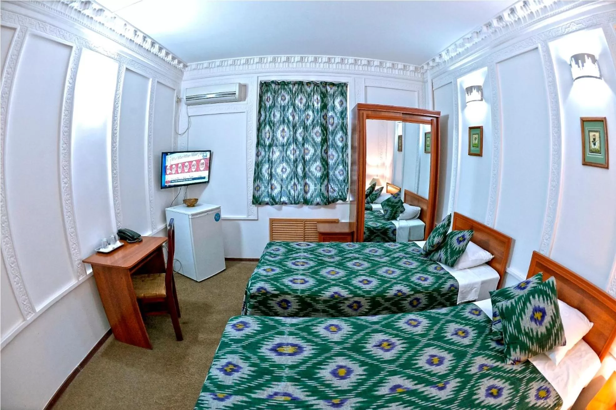 Living room, Bed in Minzifa Inn