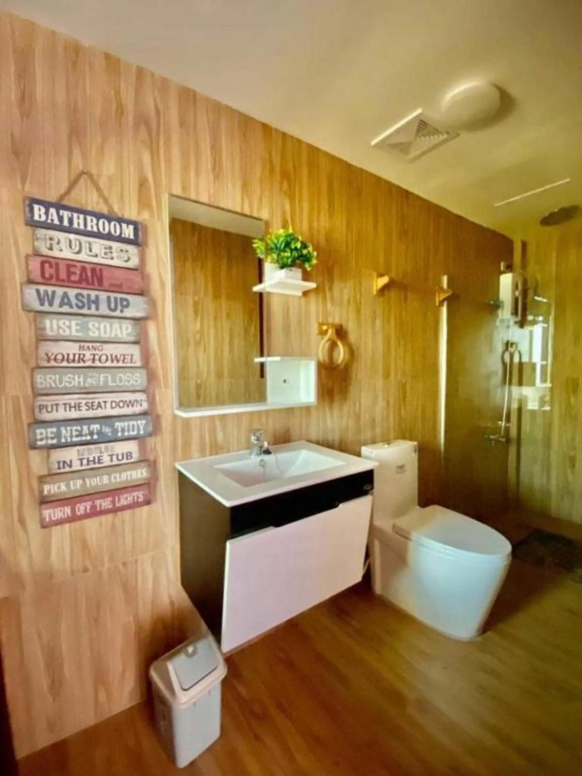 Toilet in Peak View Resort