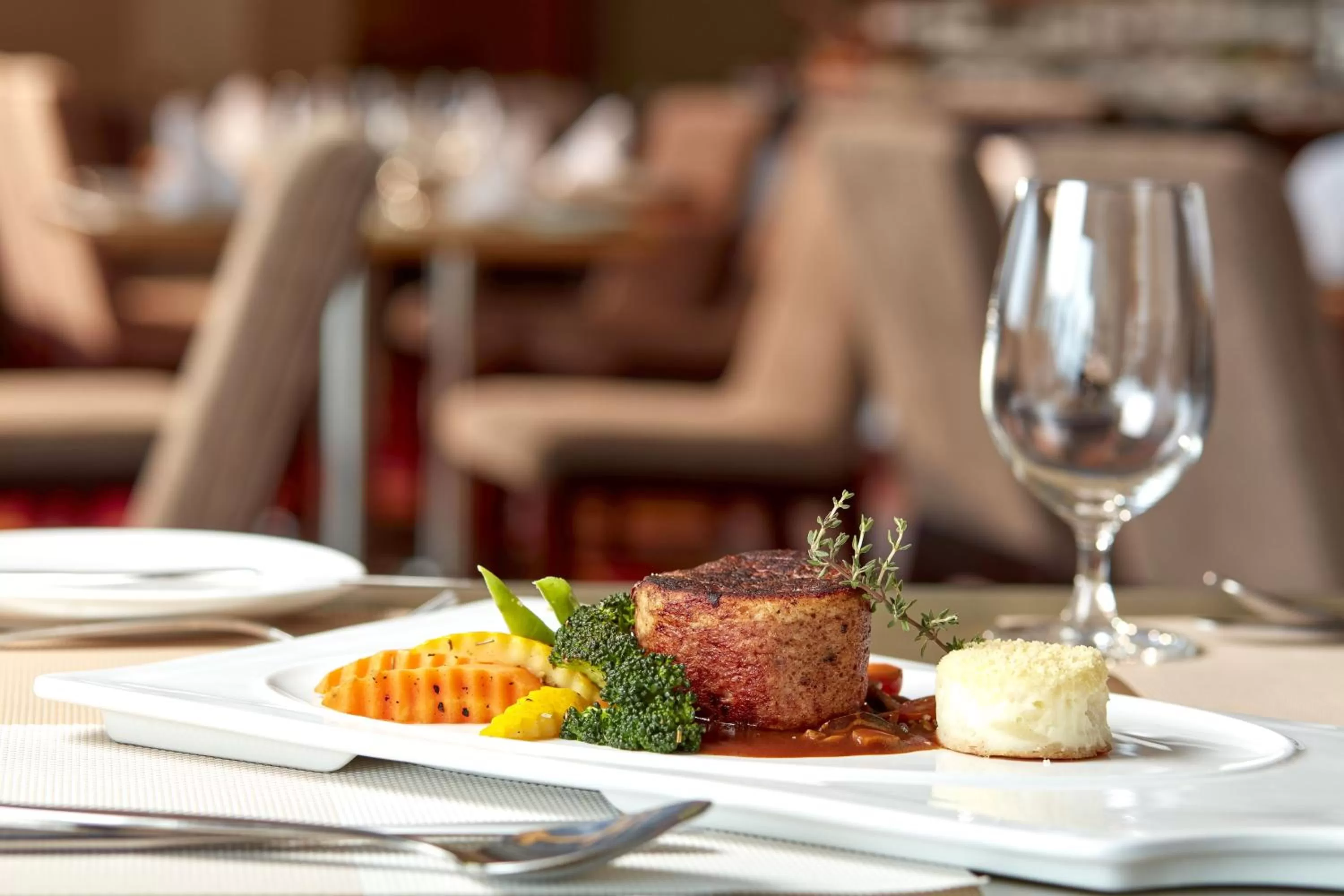 Food close-up, Lunch and Dinner in Mandarina Colombo