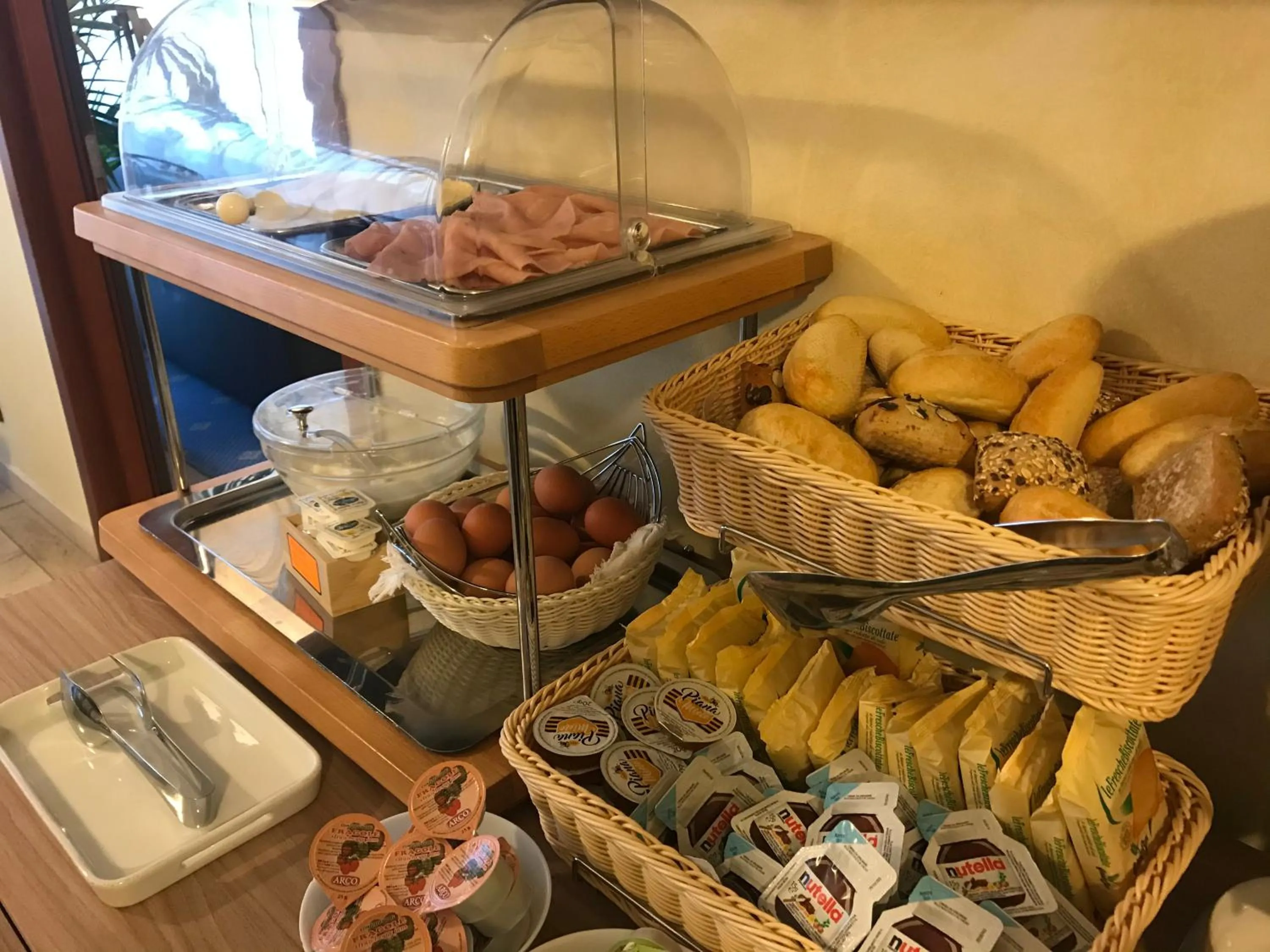 Buffet breakfast in Hotel San Carlo