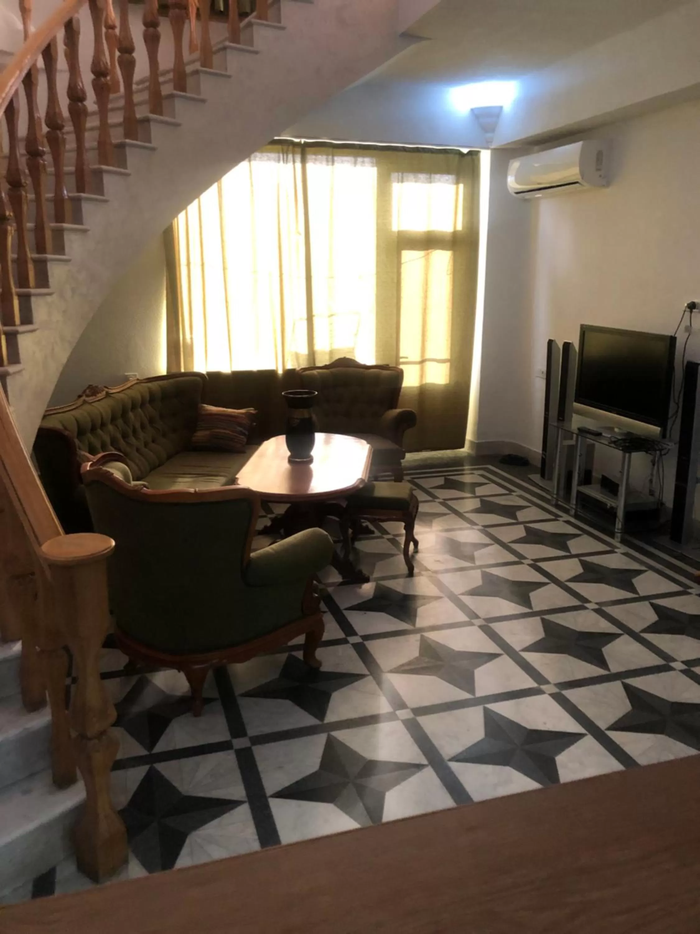 Seating Area in Elross Hotel