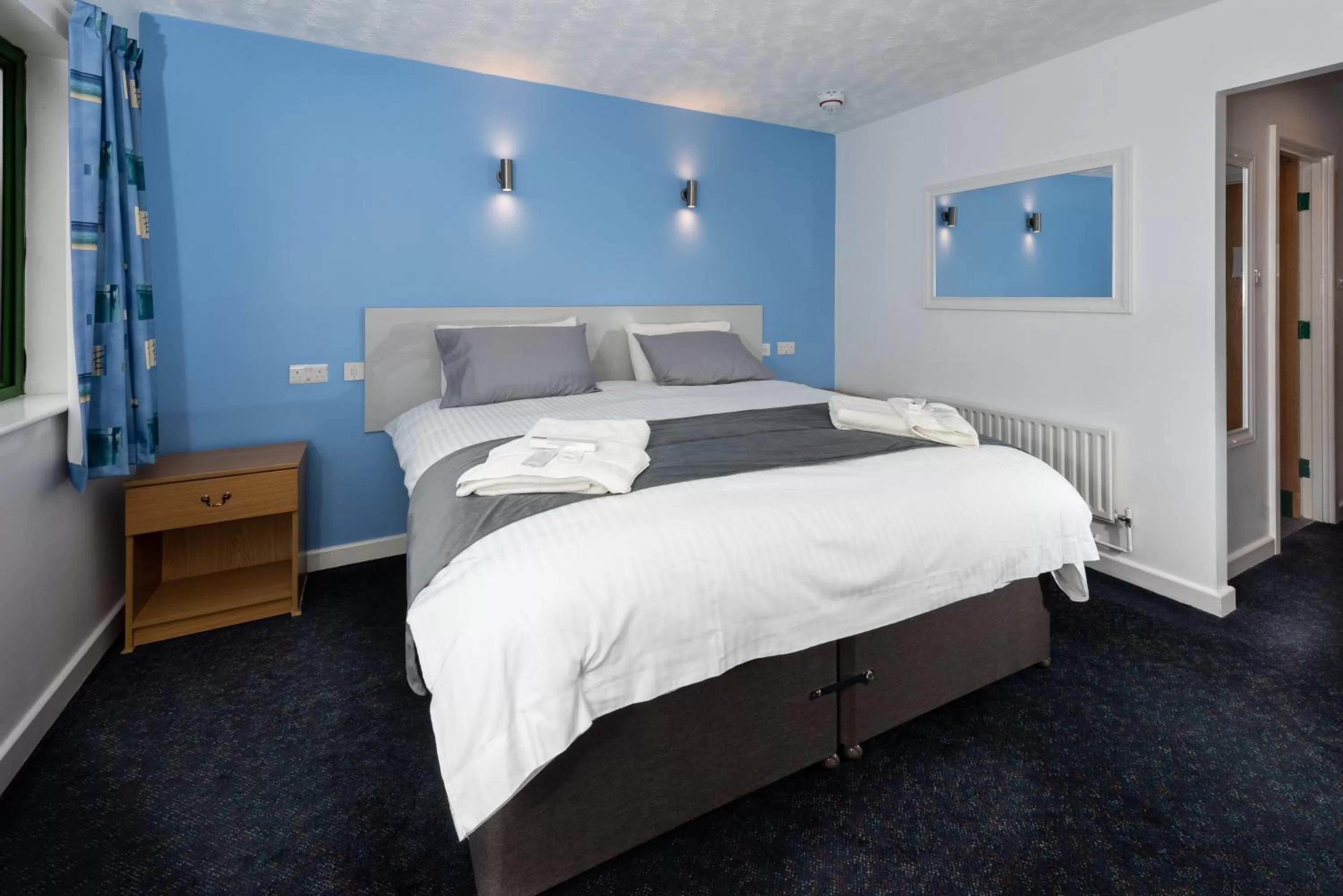 Double or Twin Room - Disability Access in National Badminton Centre Lodge & Health Club