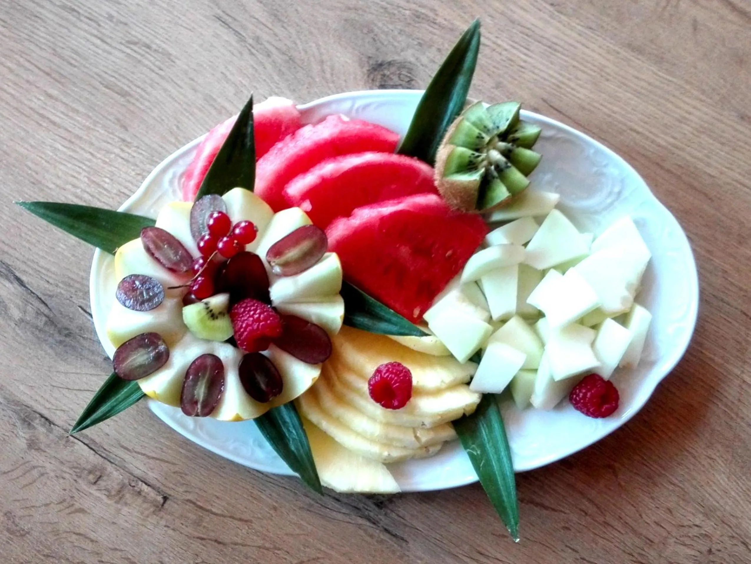 Buffet breakfast in Caravelle Hotel im Park