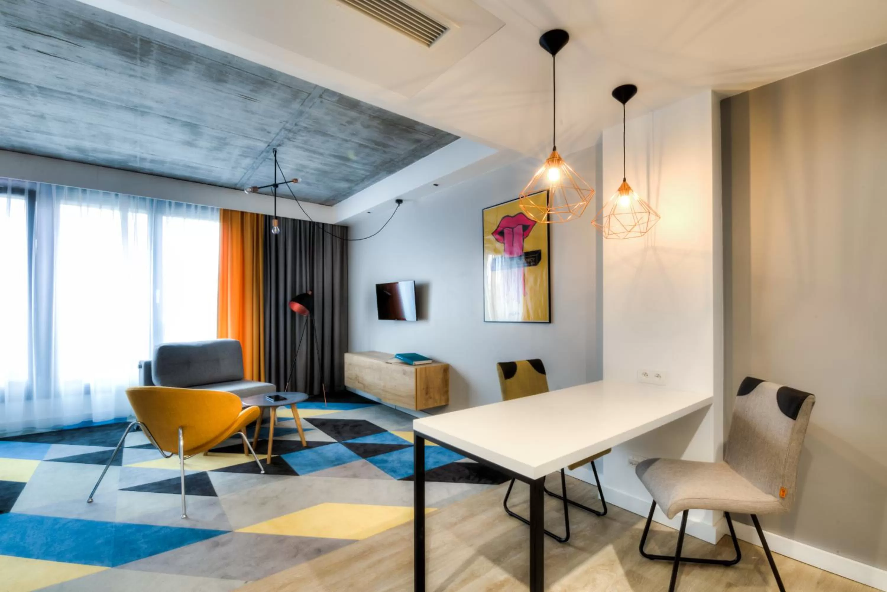 Photo of the whole room in Lwowska 1