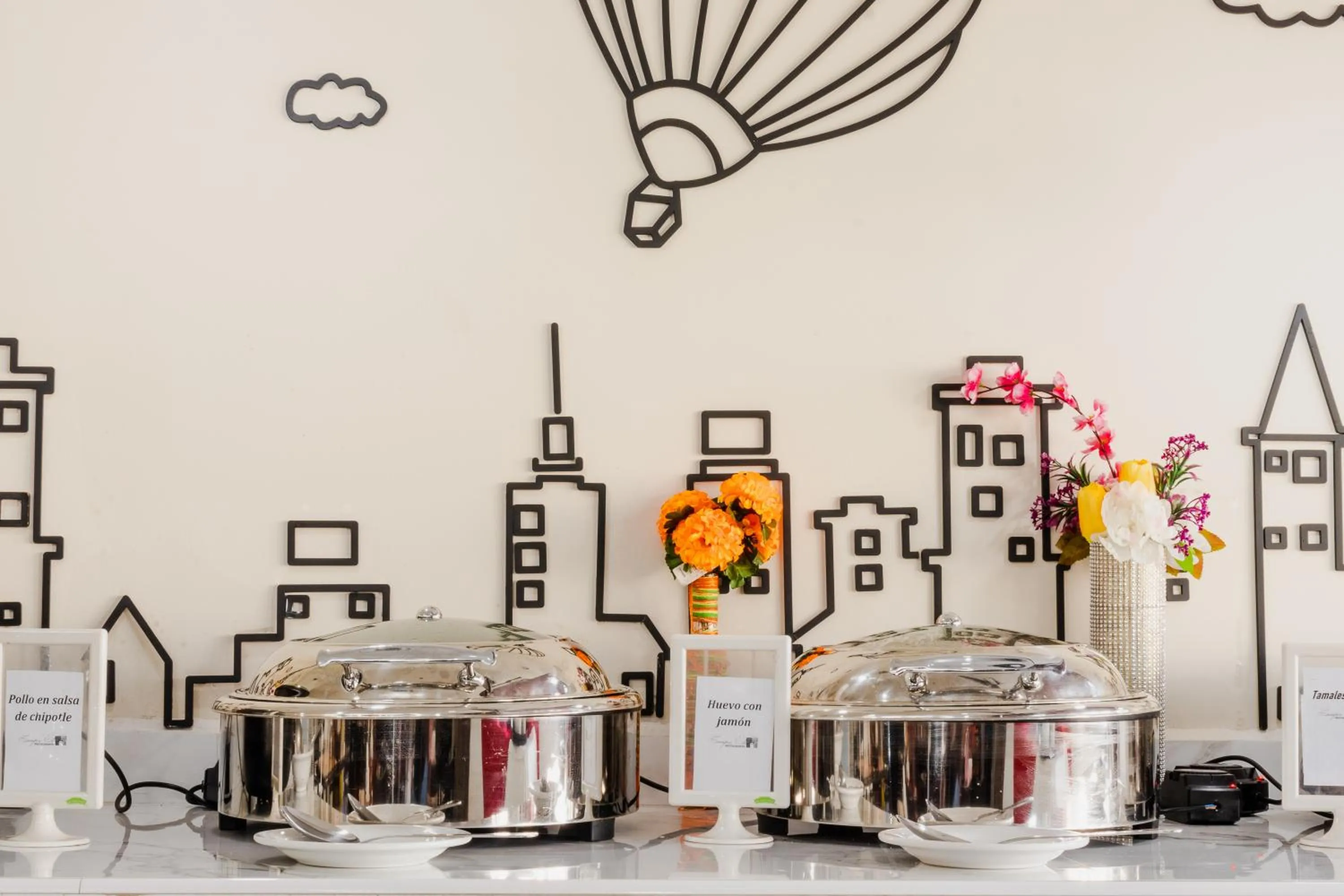 Buffet breakfast in Paris FC Hotel