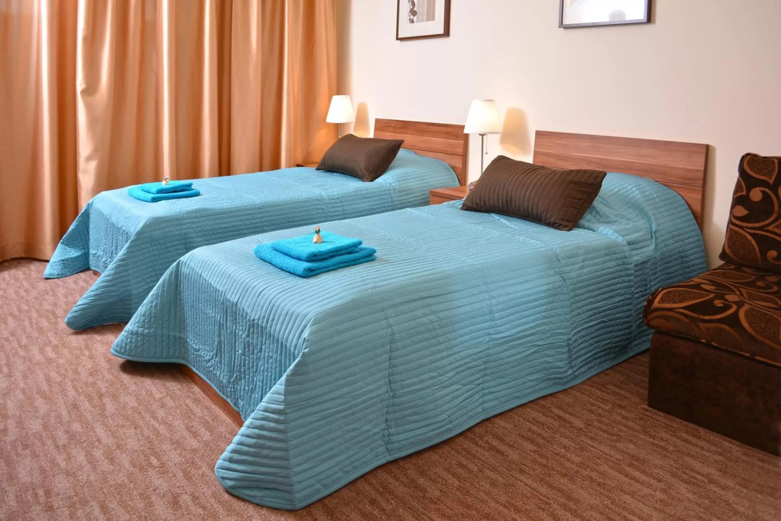 Airport Glossel Panzió Airport Glossel Panzió