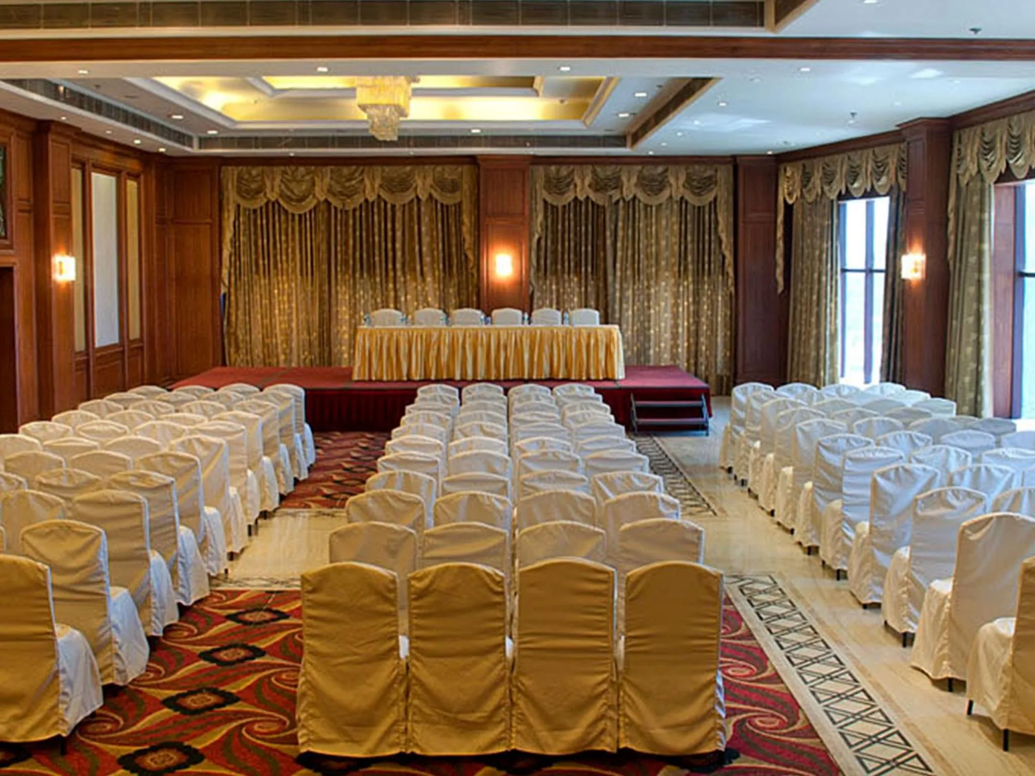Meeting/conference room in Clarion Bella Casa at Airport