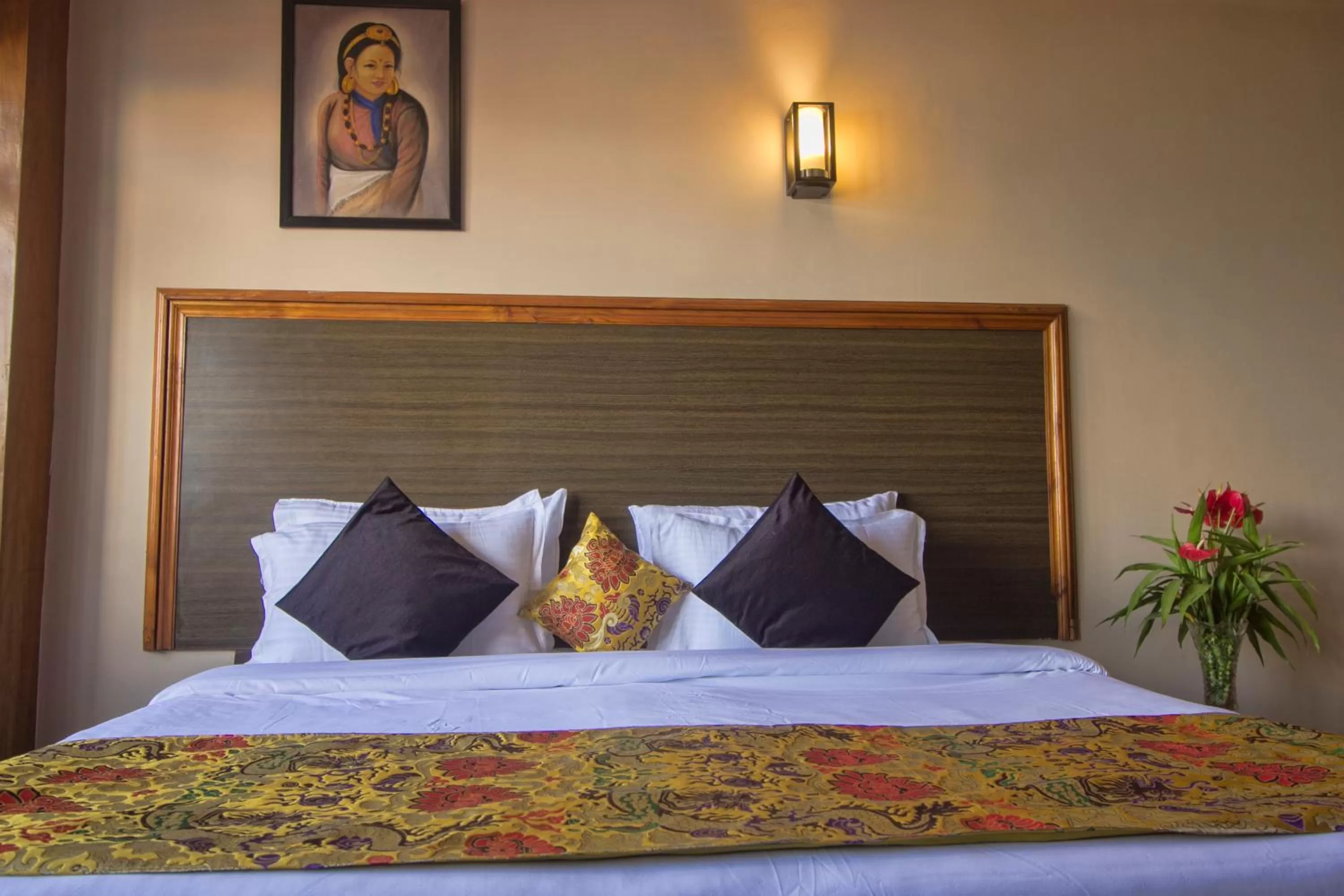 Bed in Muscatel Delamare - 200 Mts from MG Marg