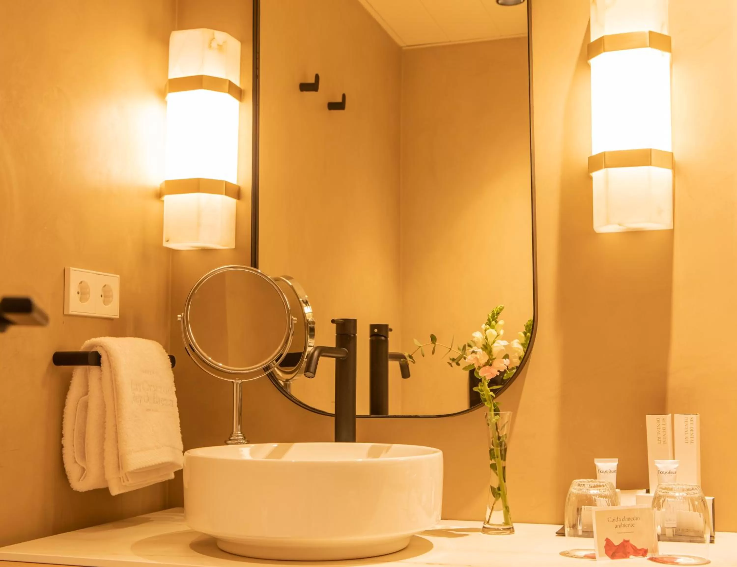 Bathroom in Hospes Las Casas del Rey de Baeza, a Member of Design Hotels