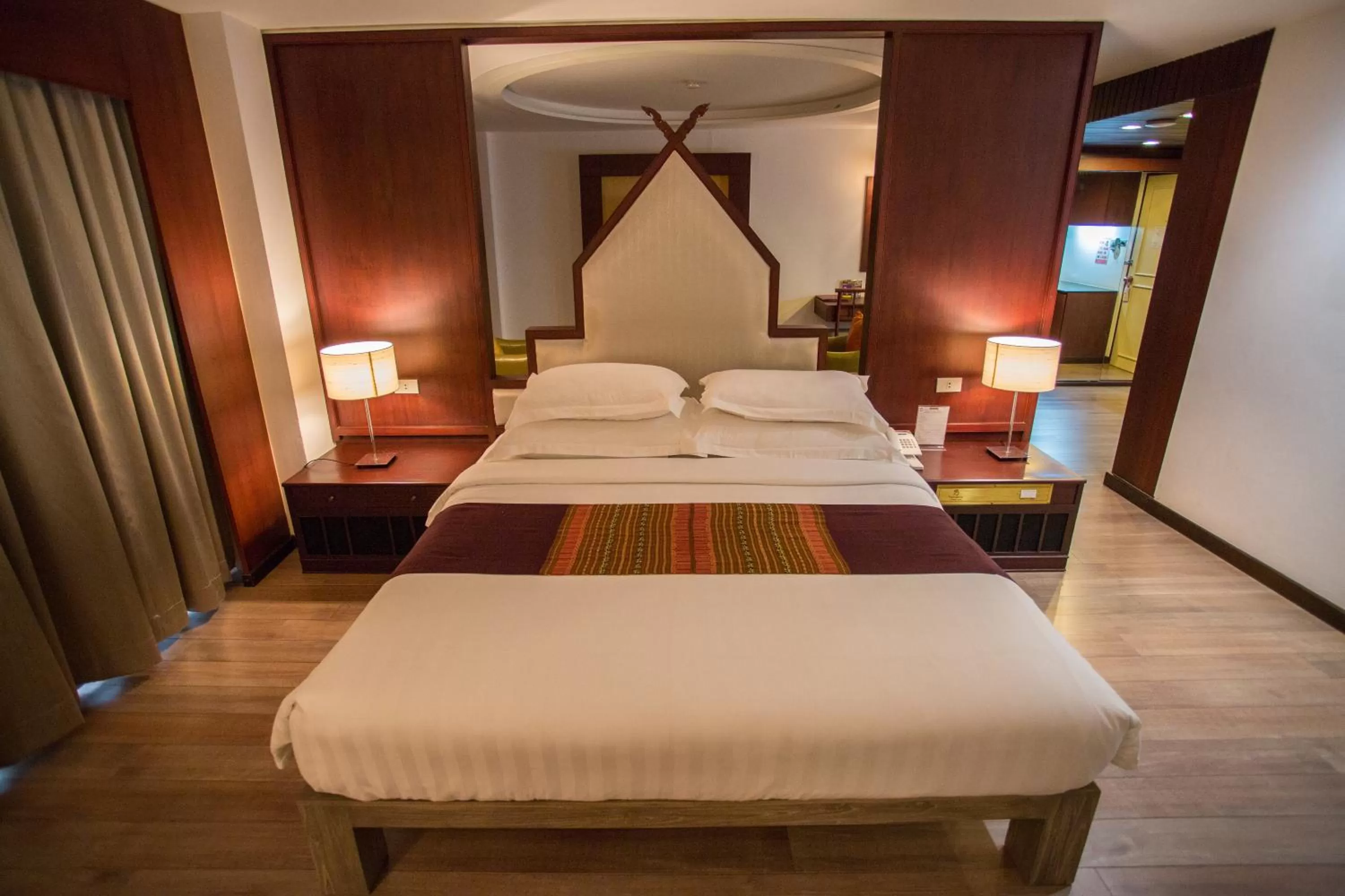 Bed in Seeharaj Hotel