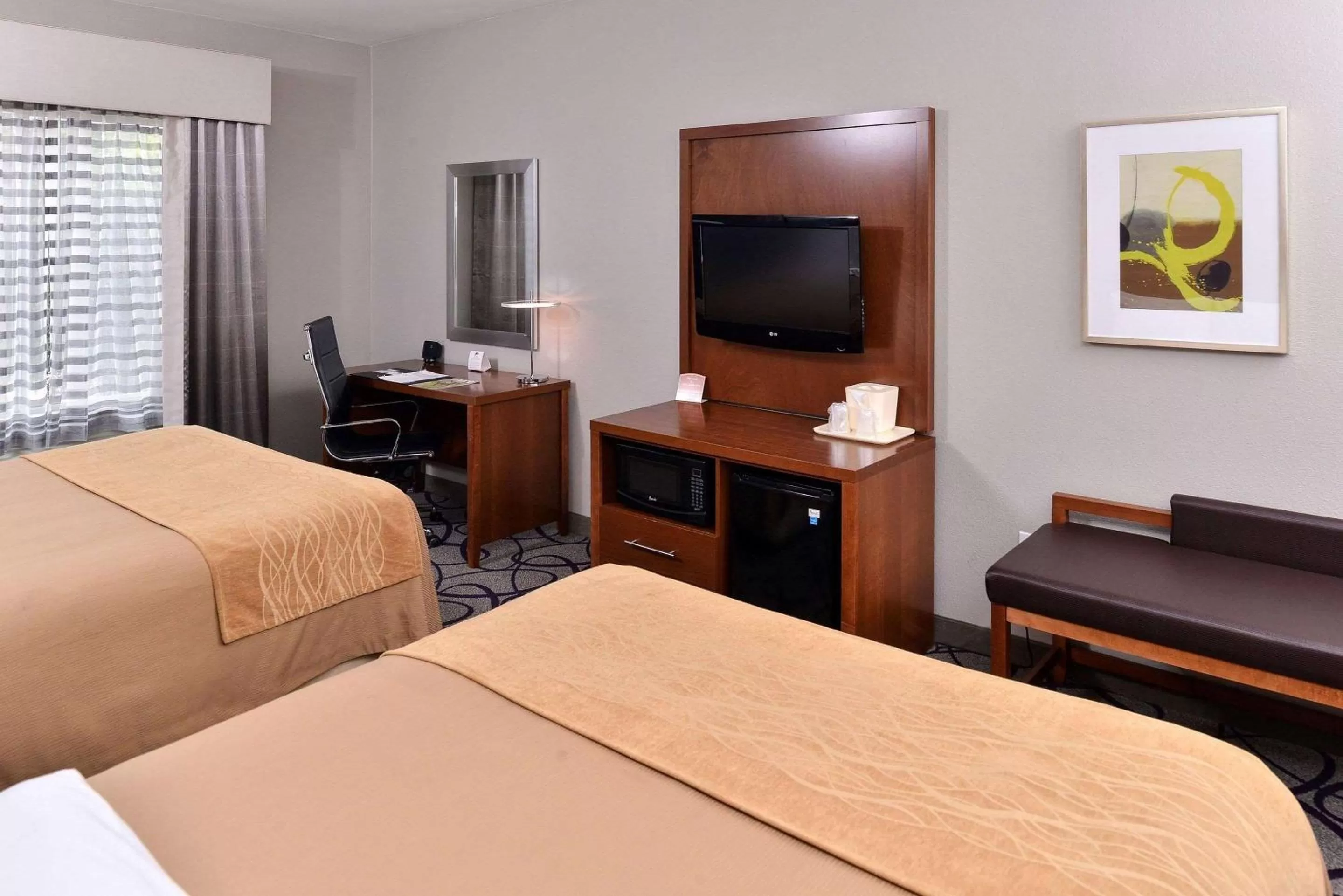 Photo of the whole room, Bed in Comfort Inn & Suites Frisco - Plano