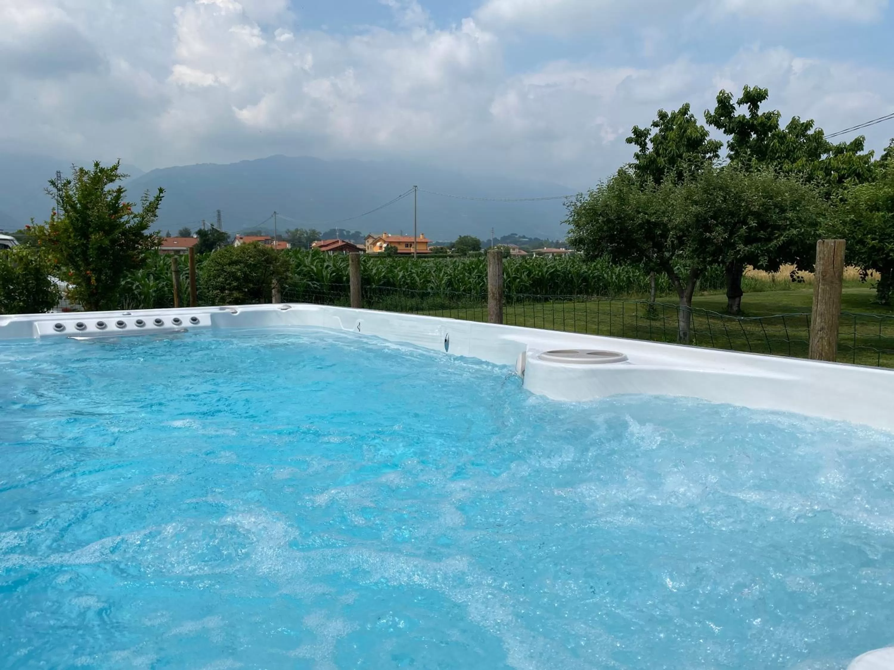 Hot Tub, Swimming Pool in Le Fate Corbezzole
