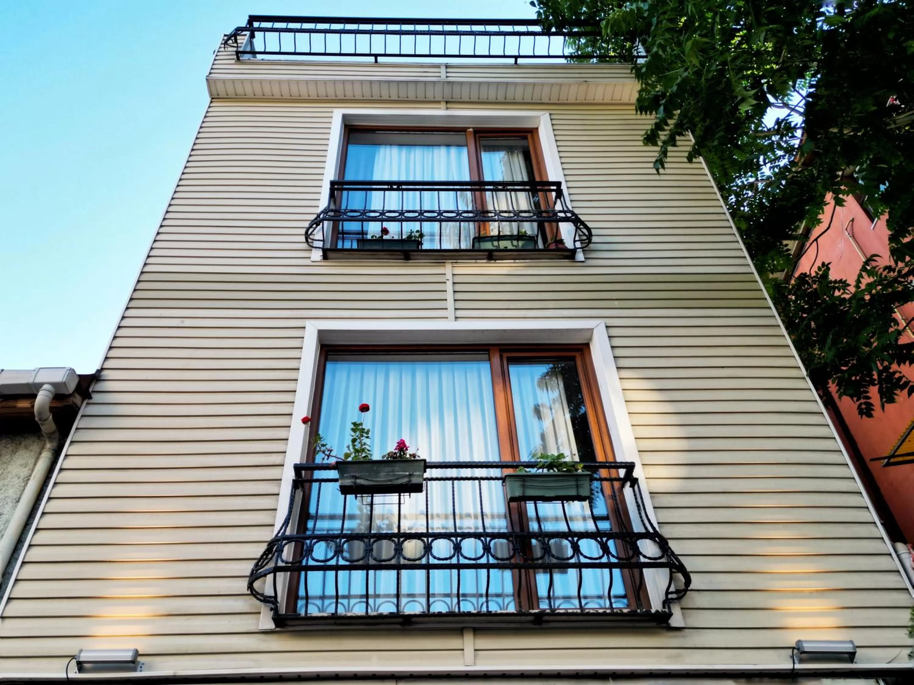 Property building in Sultan Pier Hotel