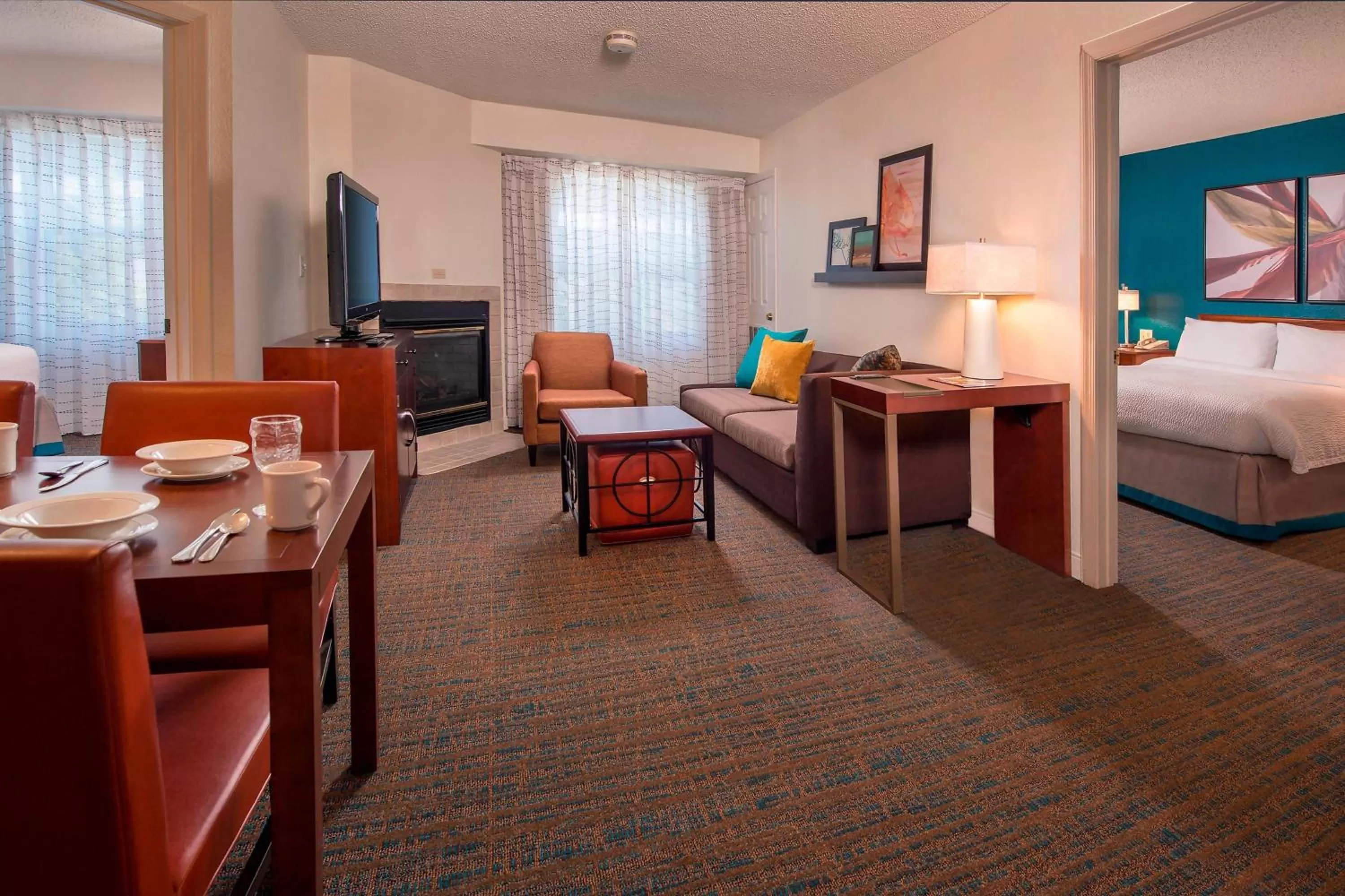 Living room, Bed in Residence Inn Fairfax Merrifield