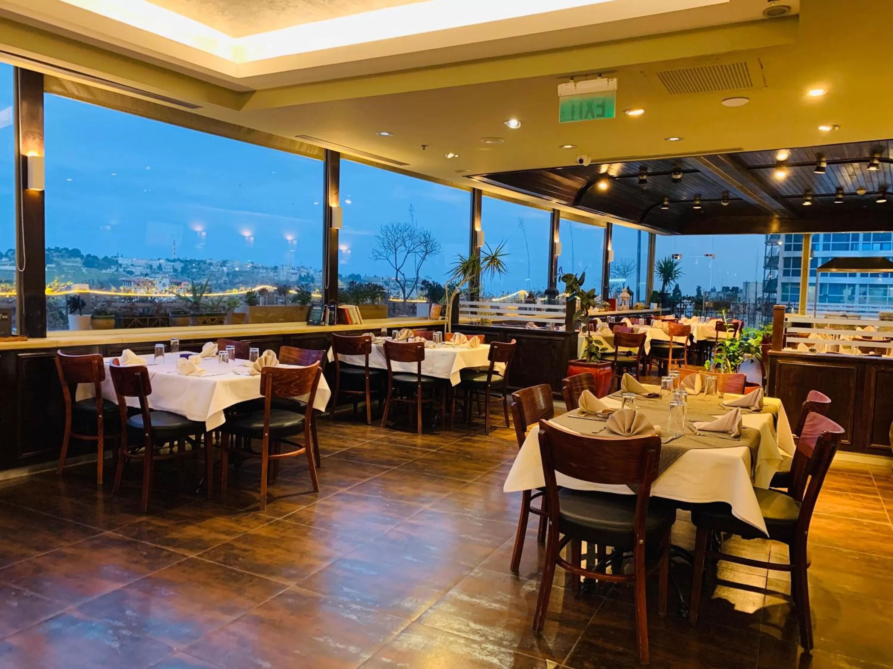 Restaurant/places to eat in National Hotel - Jerusalem