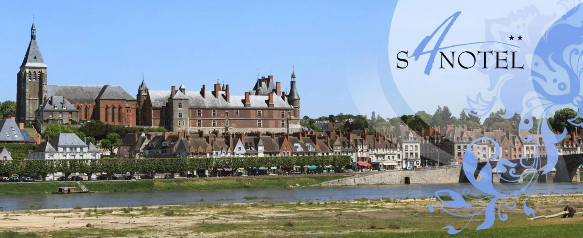 River view in Brit Hotel Confort Gien