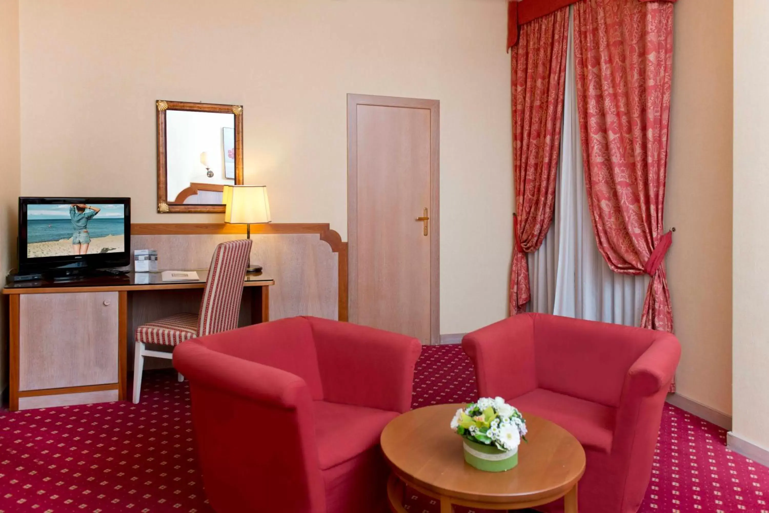 Superior Double or Twin Room - single occupancy in Hotel Promenade Superior Double or Twin Room - single occupancy in Hotel Promenade