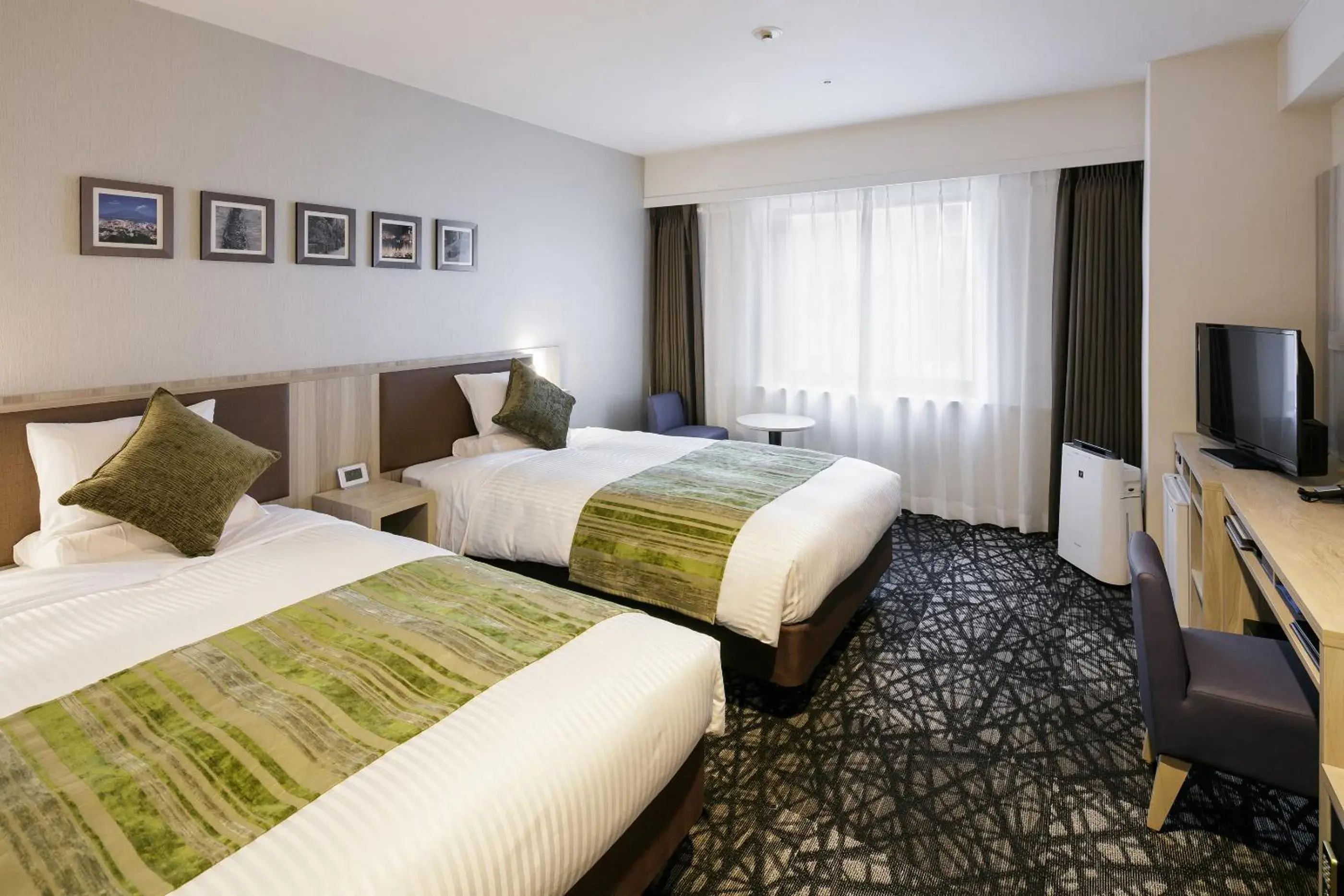 Superior Twin Room - single occupancy - Non-Smoking in Hotel Mystays Kagoshima Tenmonkan Superior Twin Room - single occupancy - Non-Smoking in Hotel Mystays Kagoshima Tenmonkan