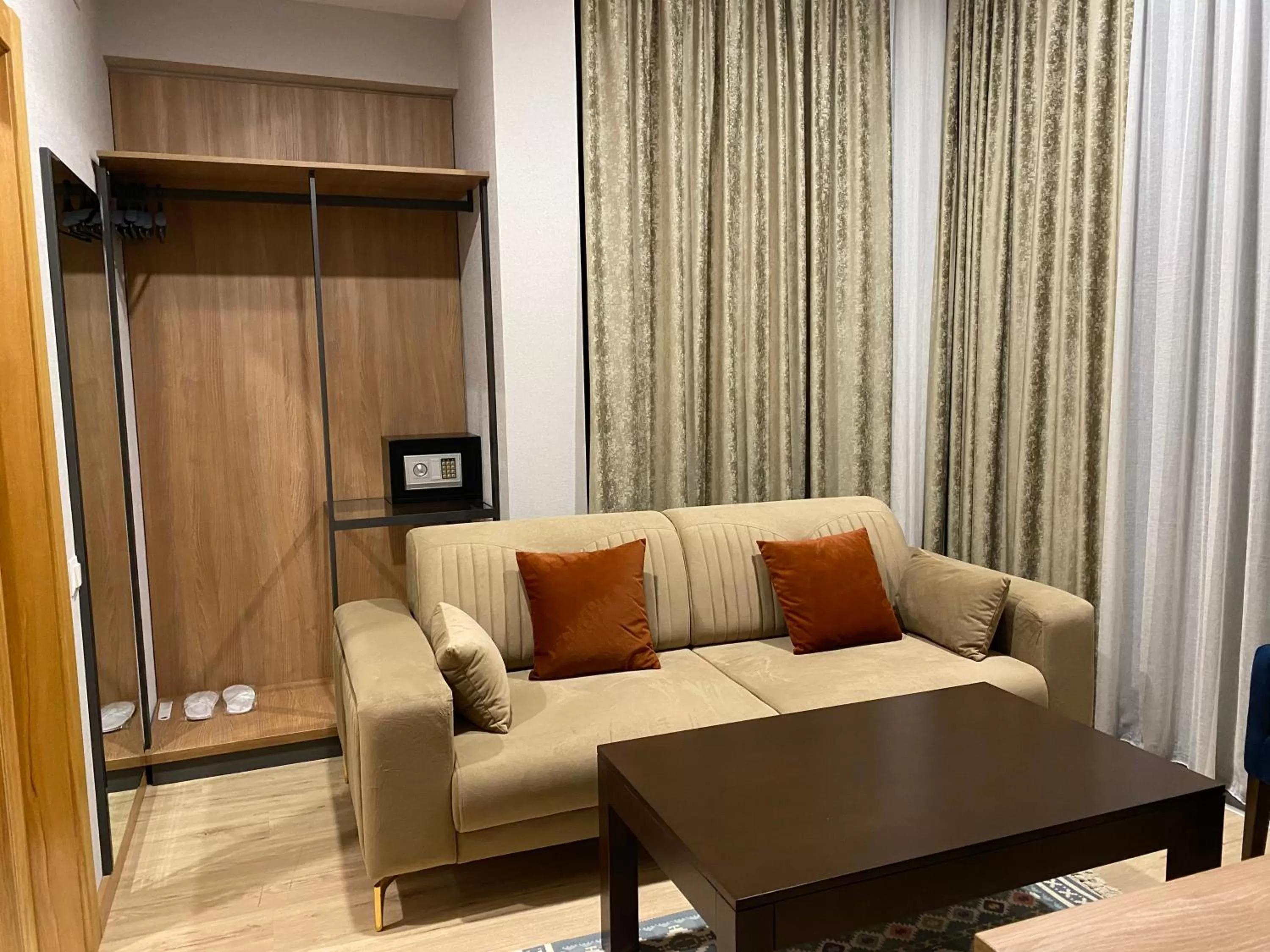 Living room, Seating Area in Hotel Banovani