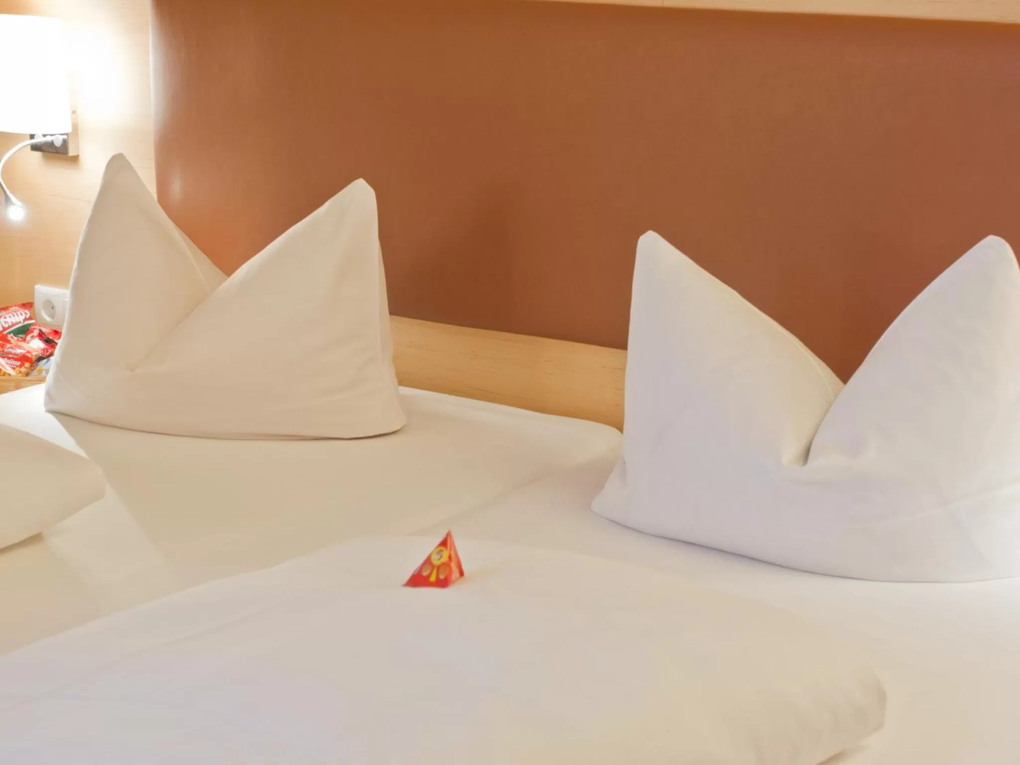 Decorative detail, Bed in Hotel Grüner Baum