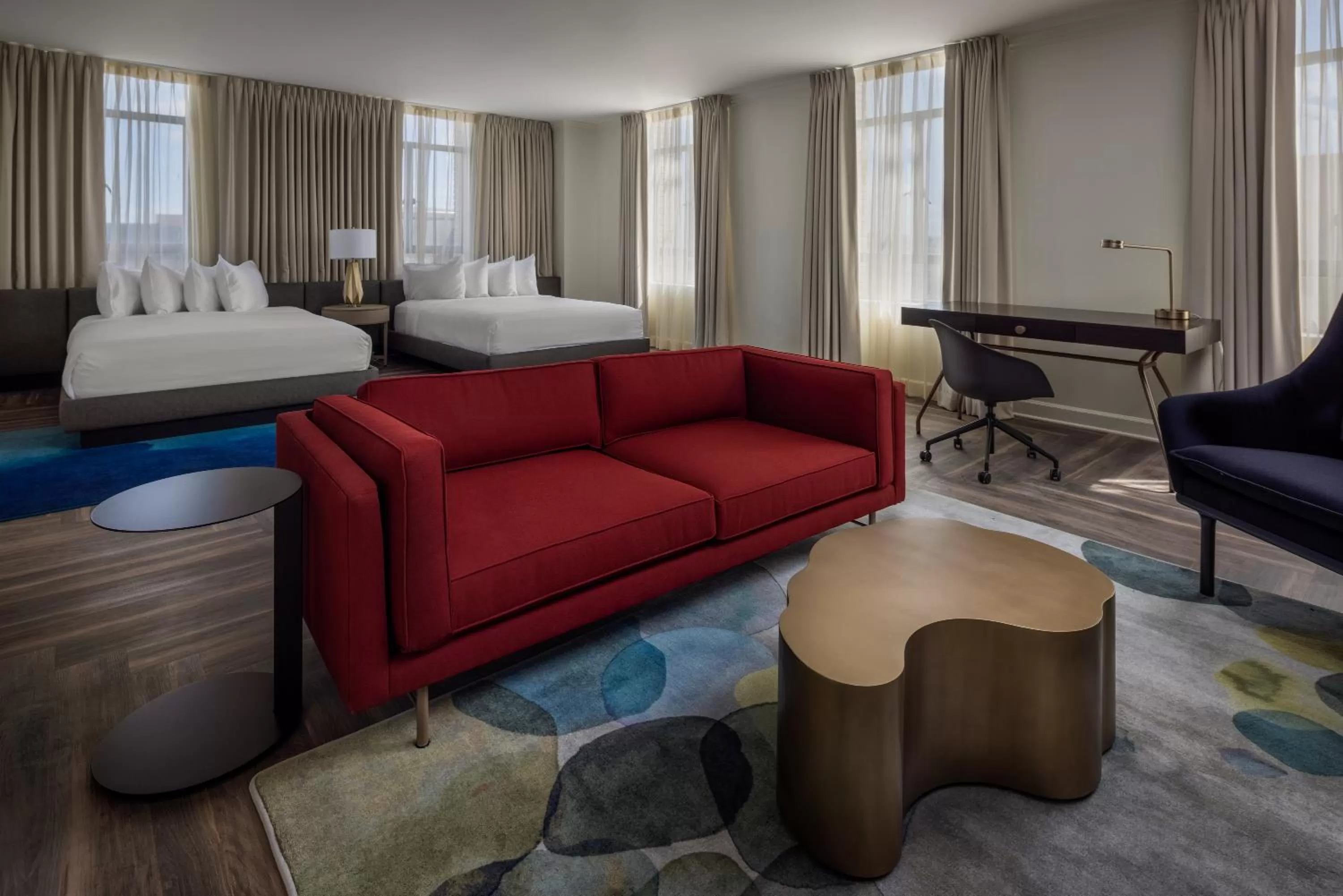 Seating area, Bed in Hotel Deco