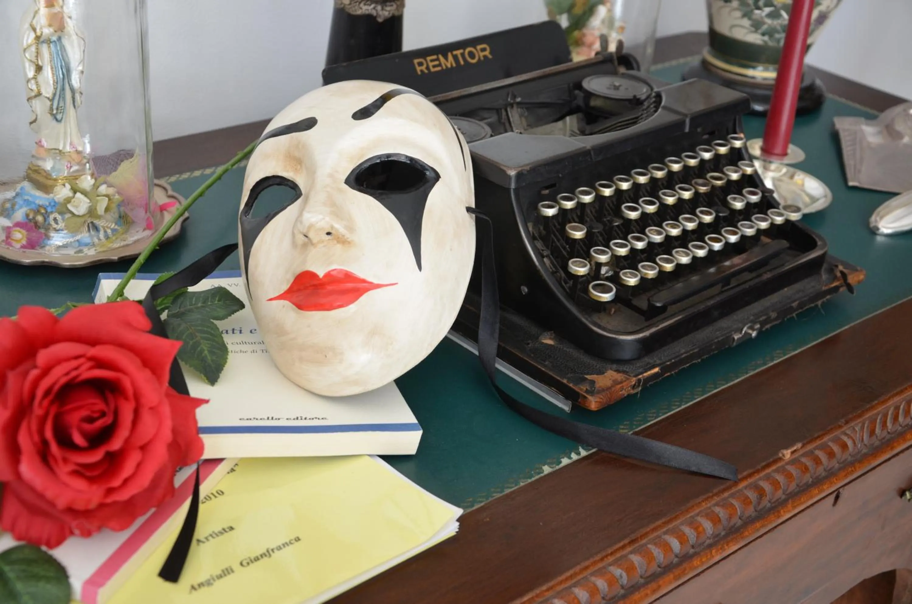 Decorative detail in Hotel Silva