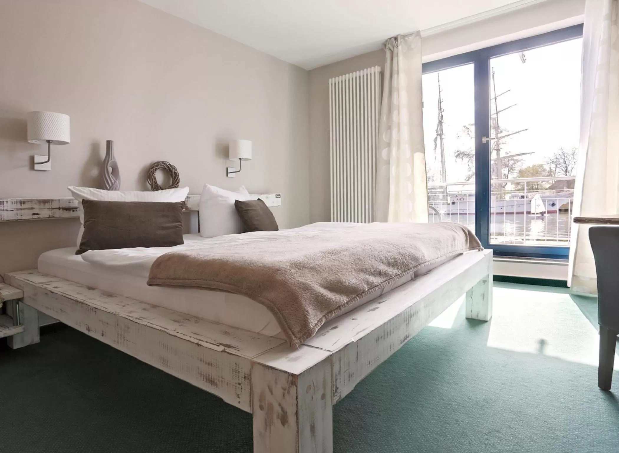 Bed in Hotel & Restaurant Utkiek