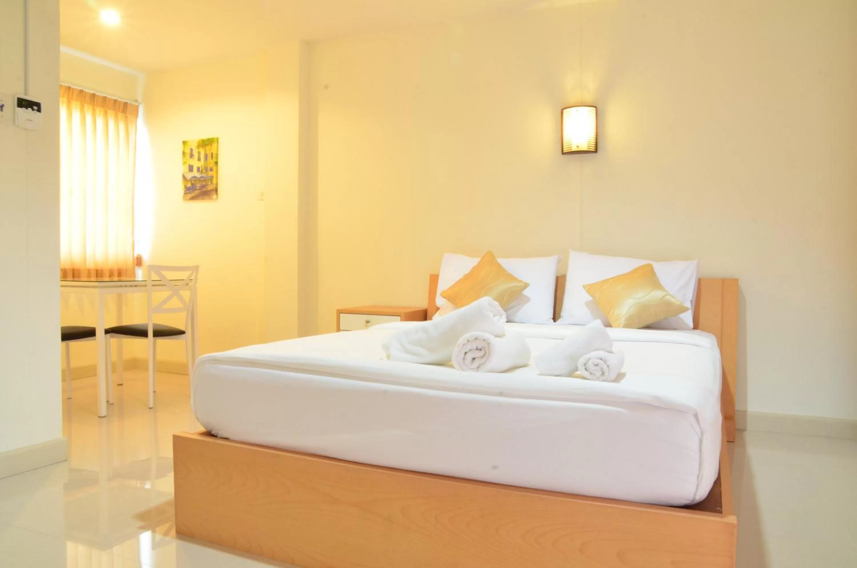 Bedroom, Bed in Baan Sanpoom