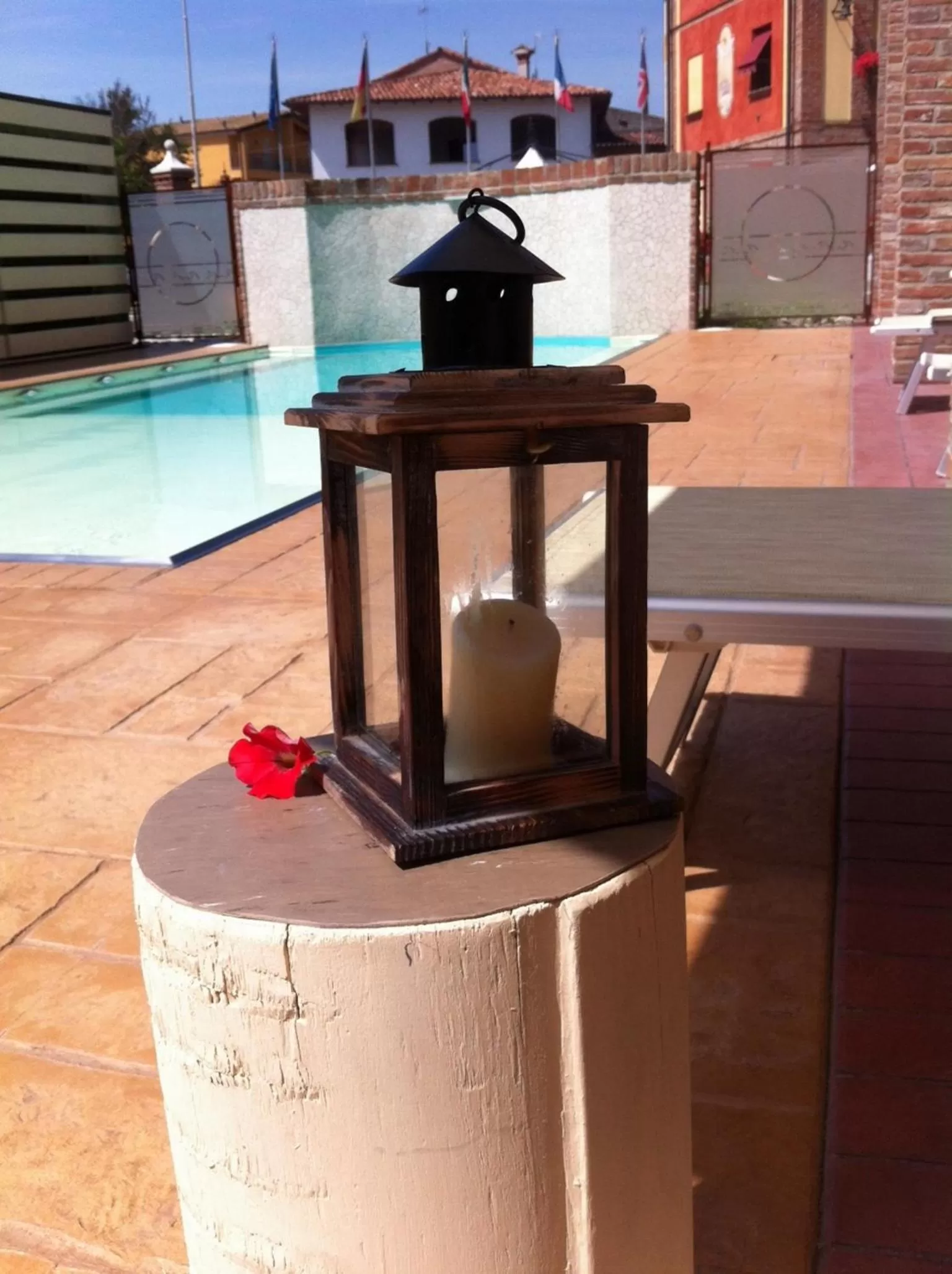 Swimming pool in Luna Residence Hotel