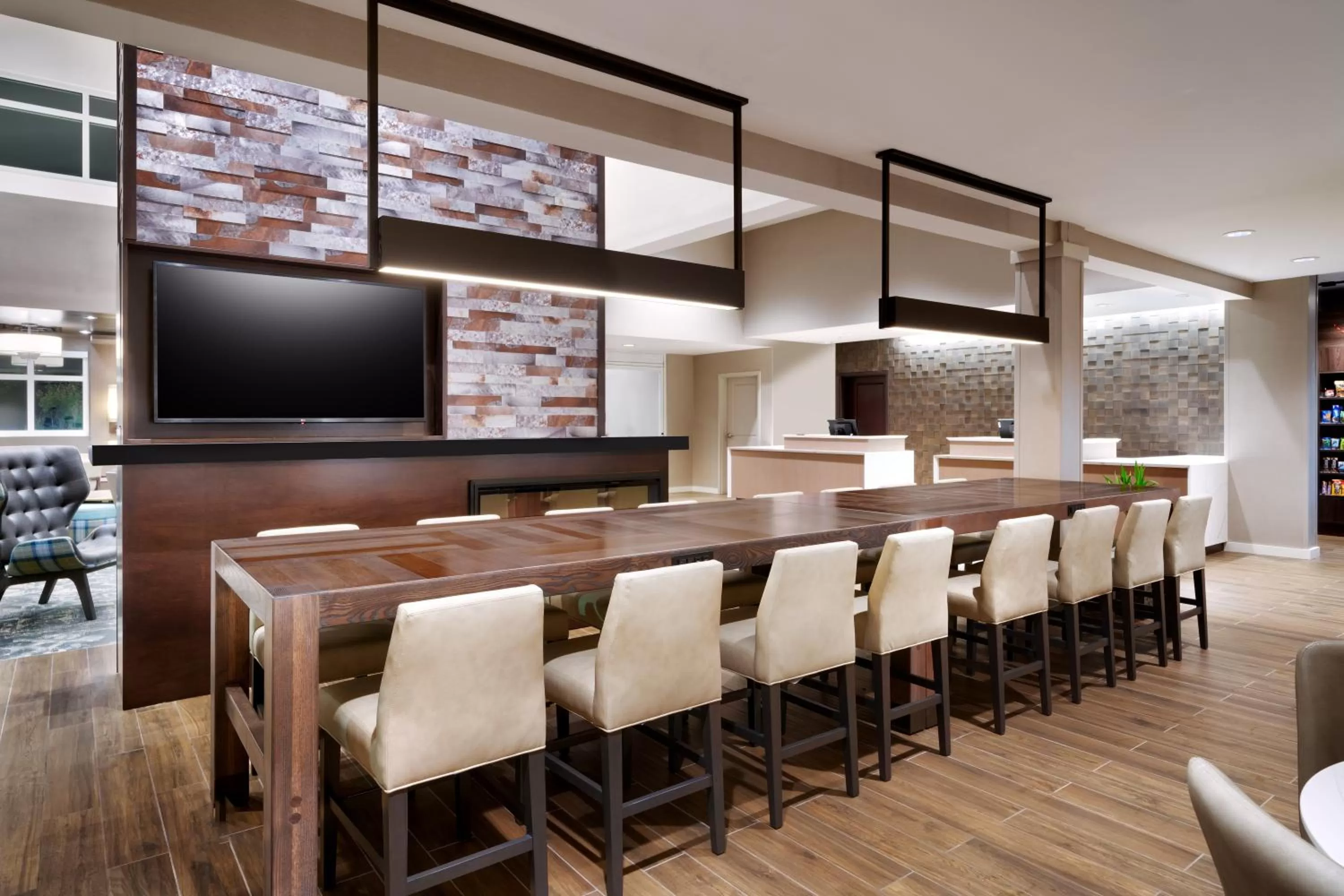 Lounge or bar in Residence Inn by Marriott Brunswick