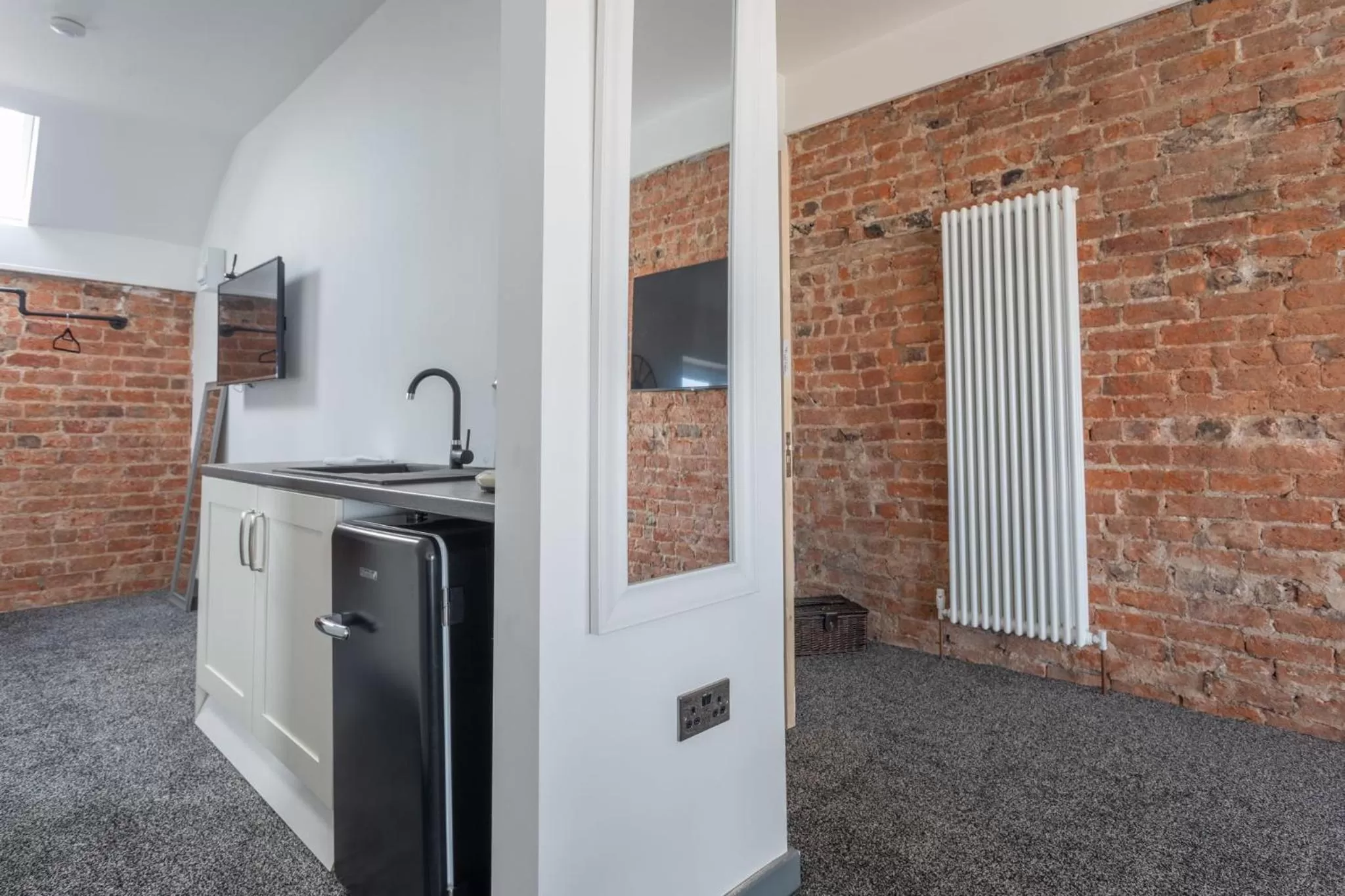 RESIDENCY LUXURY SEAFRONT HOTEL