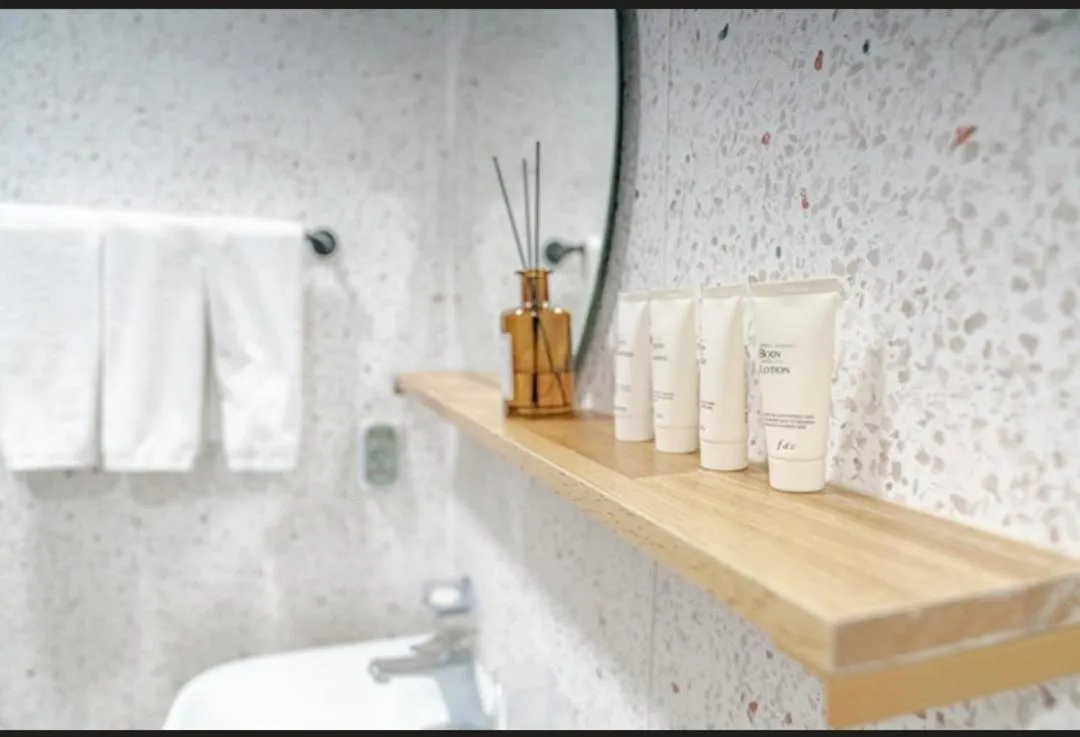 Mipo Oceanside Hotel