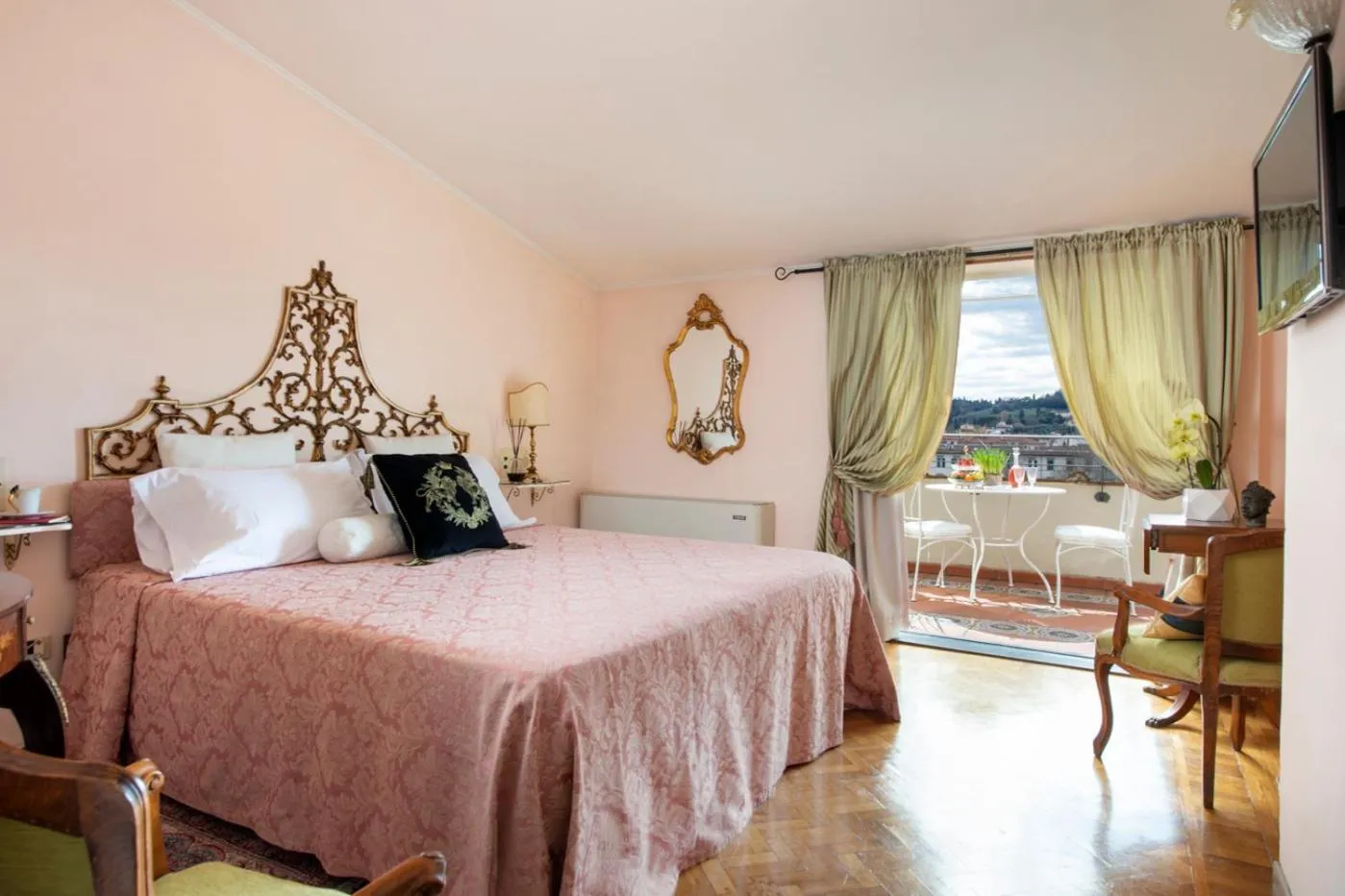 City view, Bed in Hotel Principe