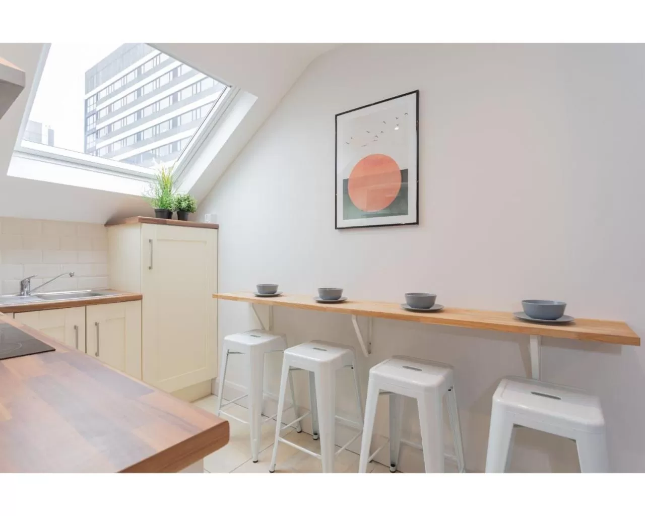 Kitchen or kitchenette in Central Belfast Apartments Camden Street