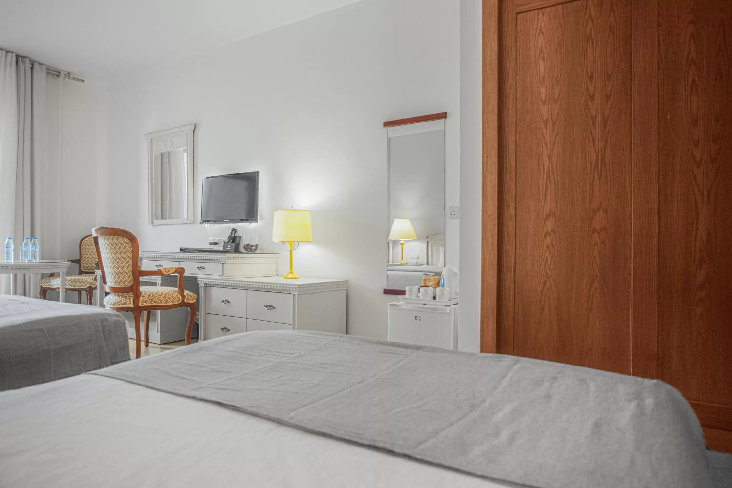 TV and multimedia, Bed in Grand Hotel Madaba