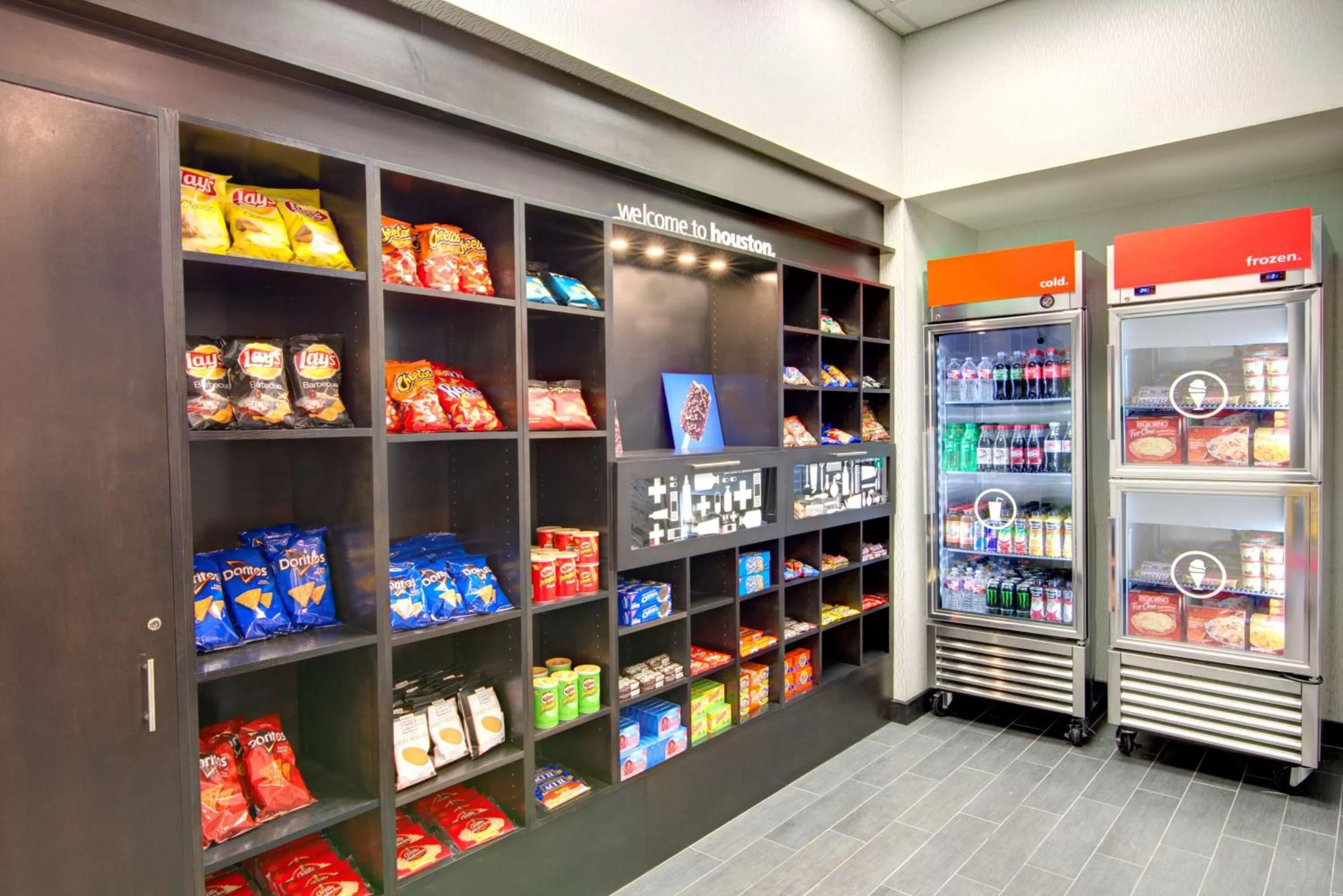 Restaurant/places to eat in Hampton Inn Houston I-10 East, TX