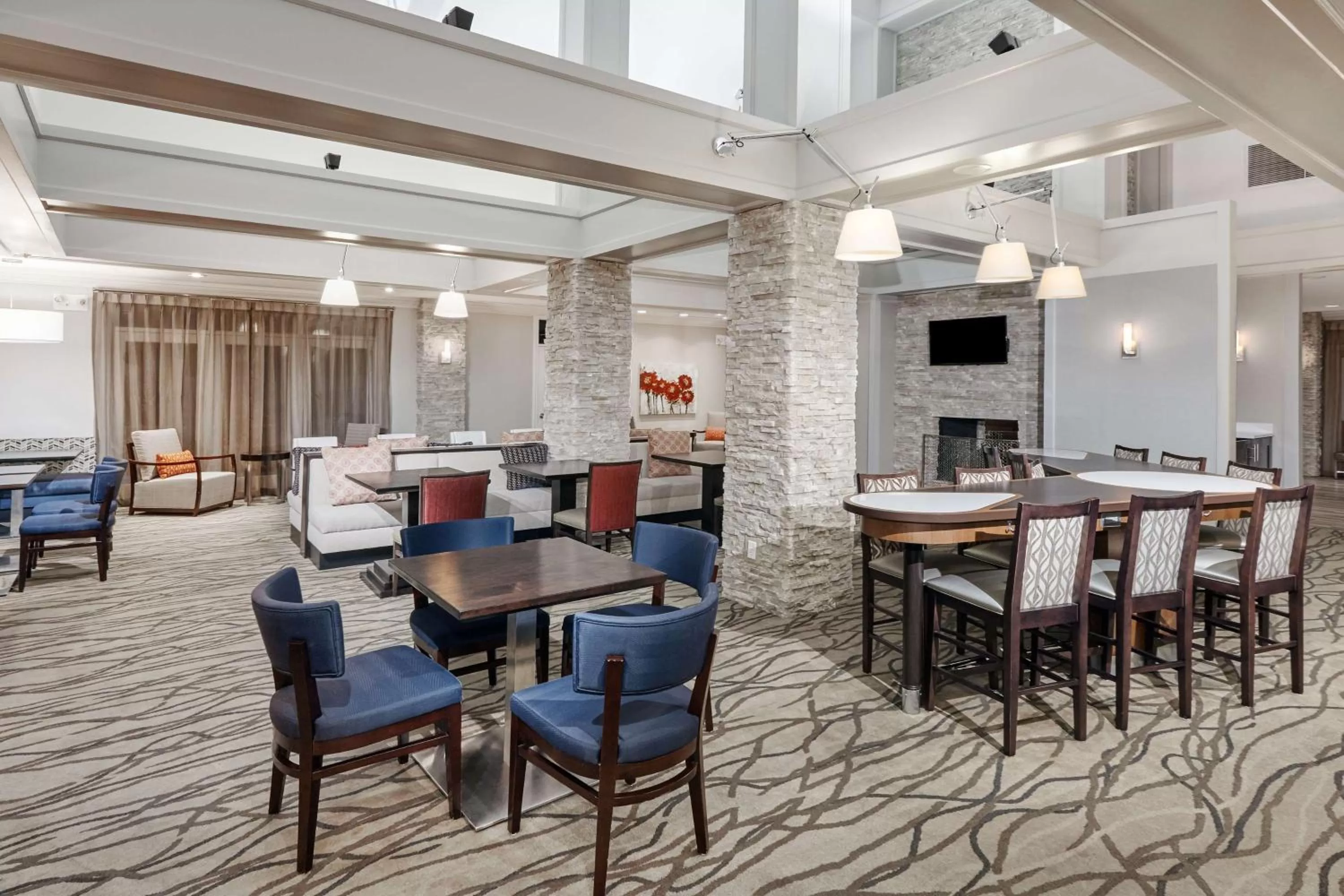 Lobby or reception in Homewood Suites by Hilton Indianapolis At The Crossing