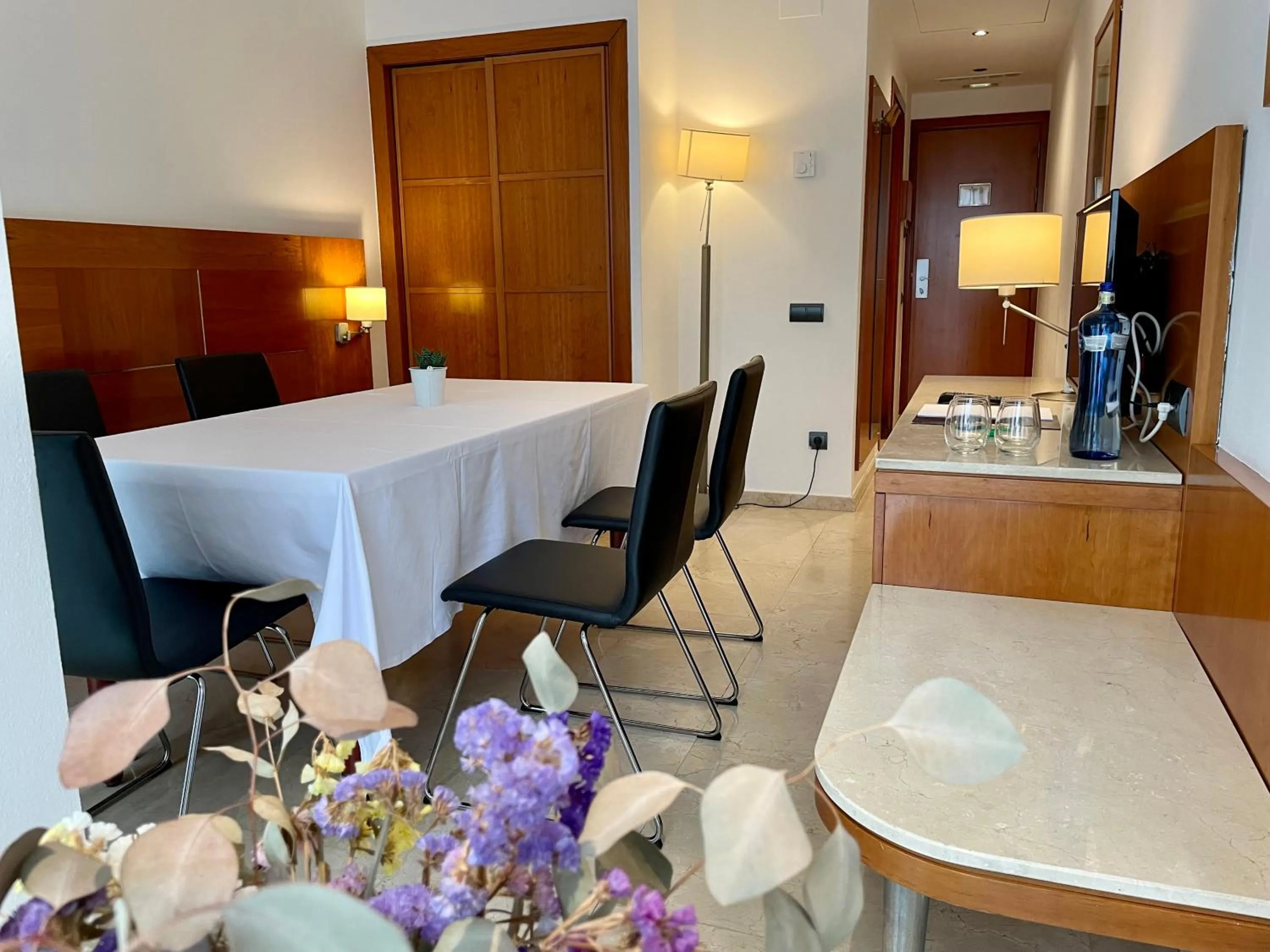 Meeting/conference room in Hotel Calasanz