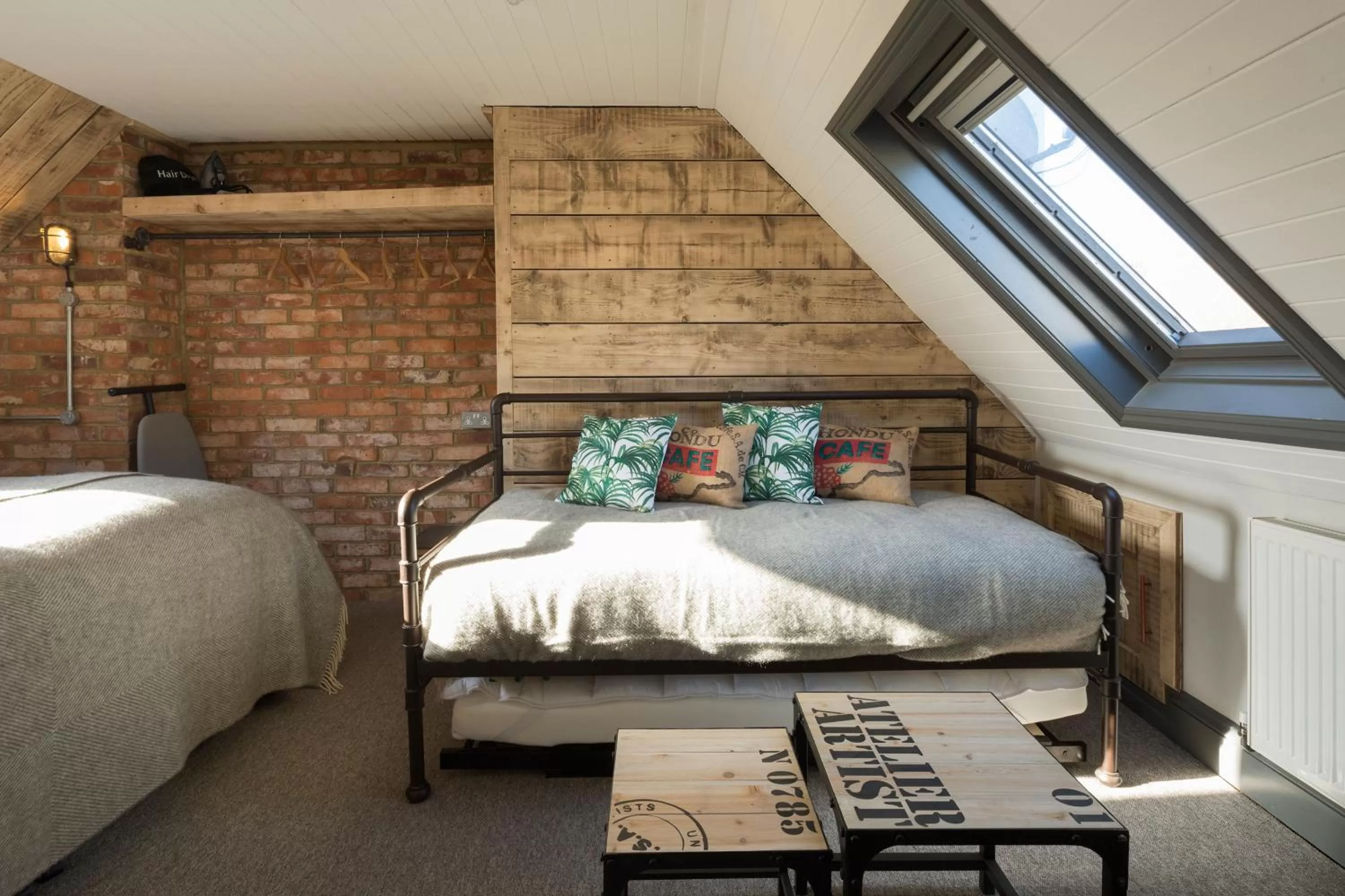 Bed in One Broad Street