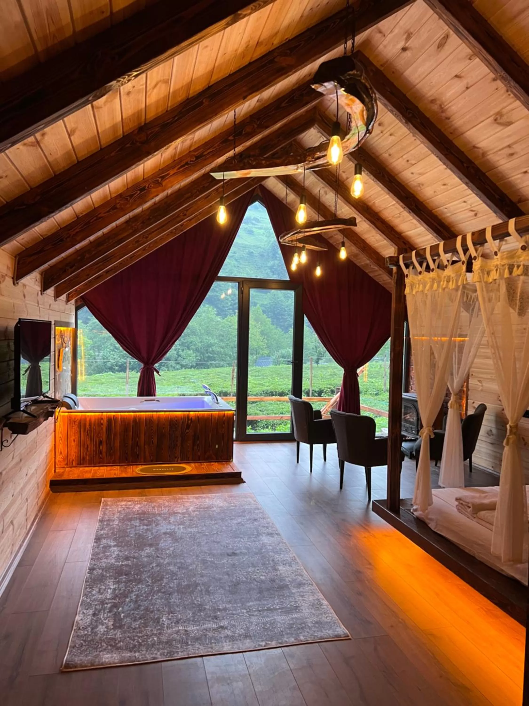 Deluxe King Room in Afara Bungalows Otel & Cafe