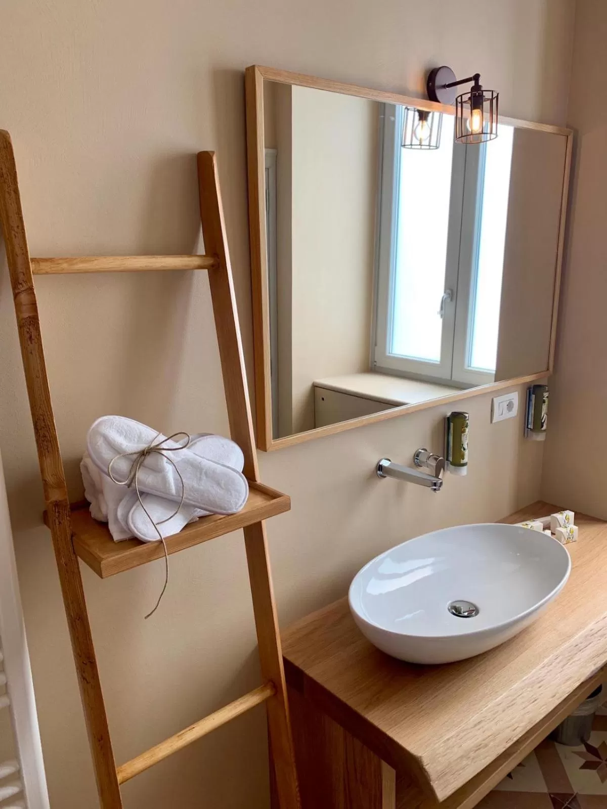 Toilet in Borgo Cozzana