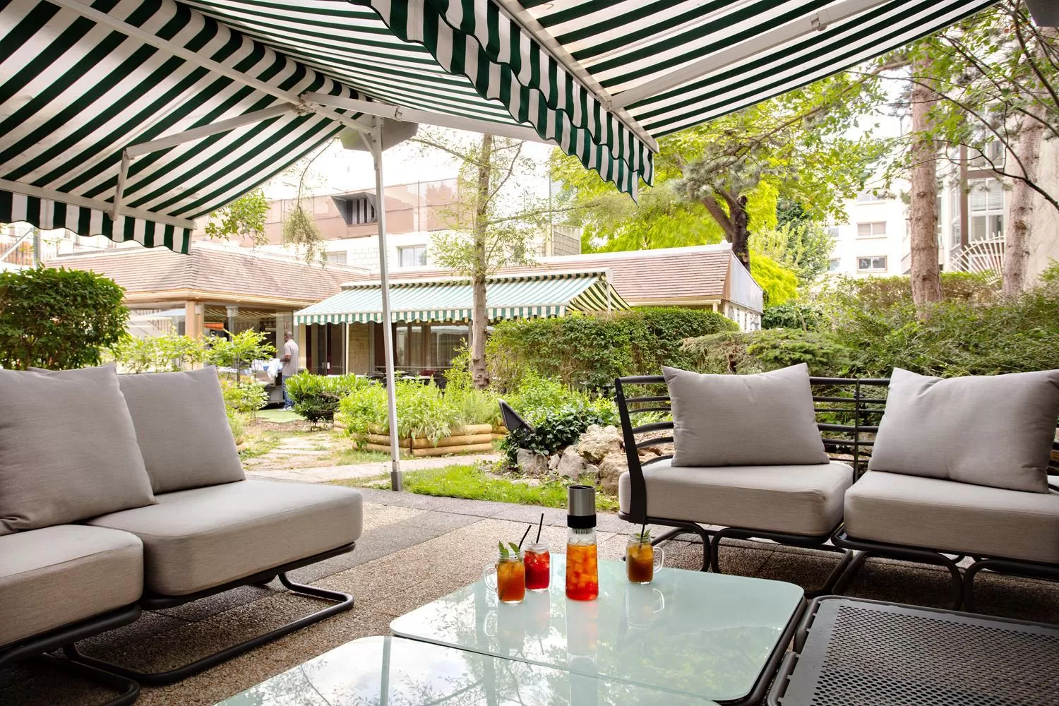 Balcony/Terrace in Mercure Paris Ouest Saint Germain